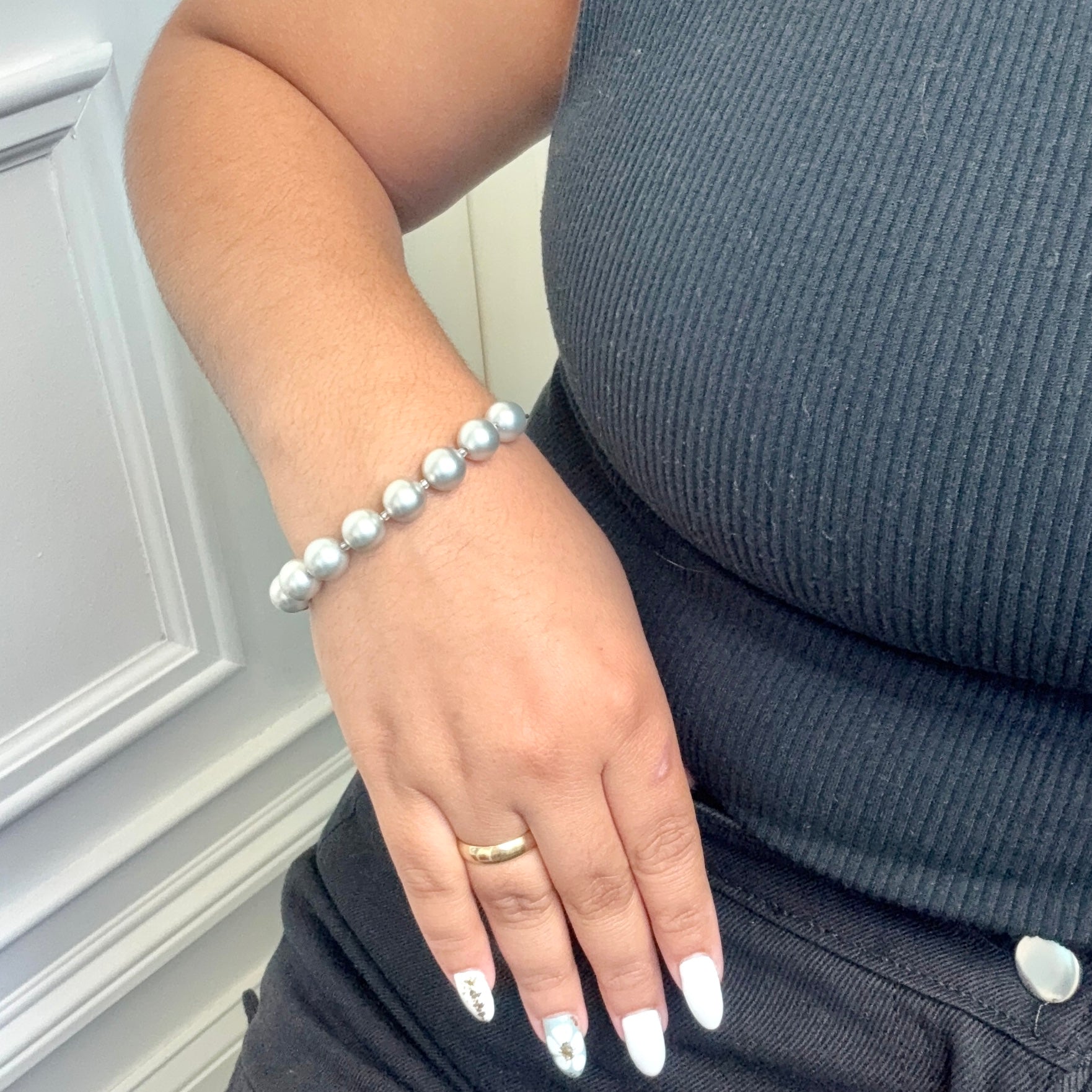 Ravishing Pearl Bracelets