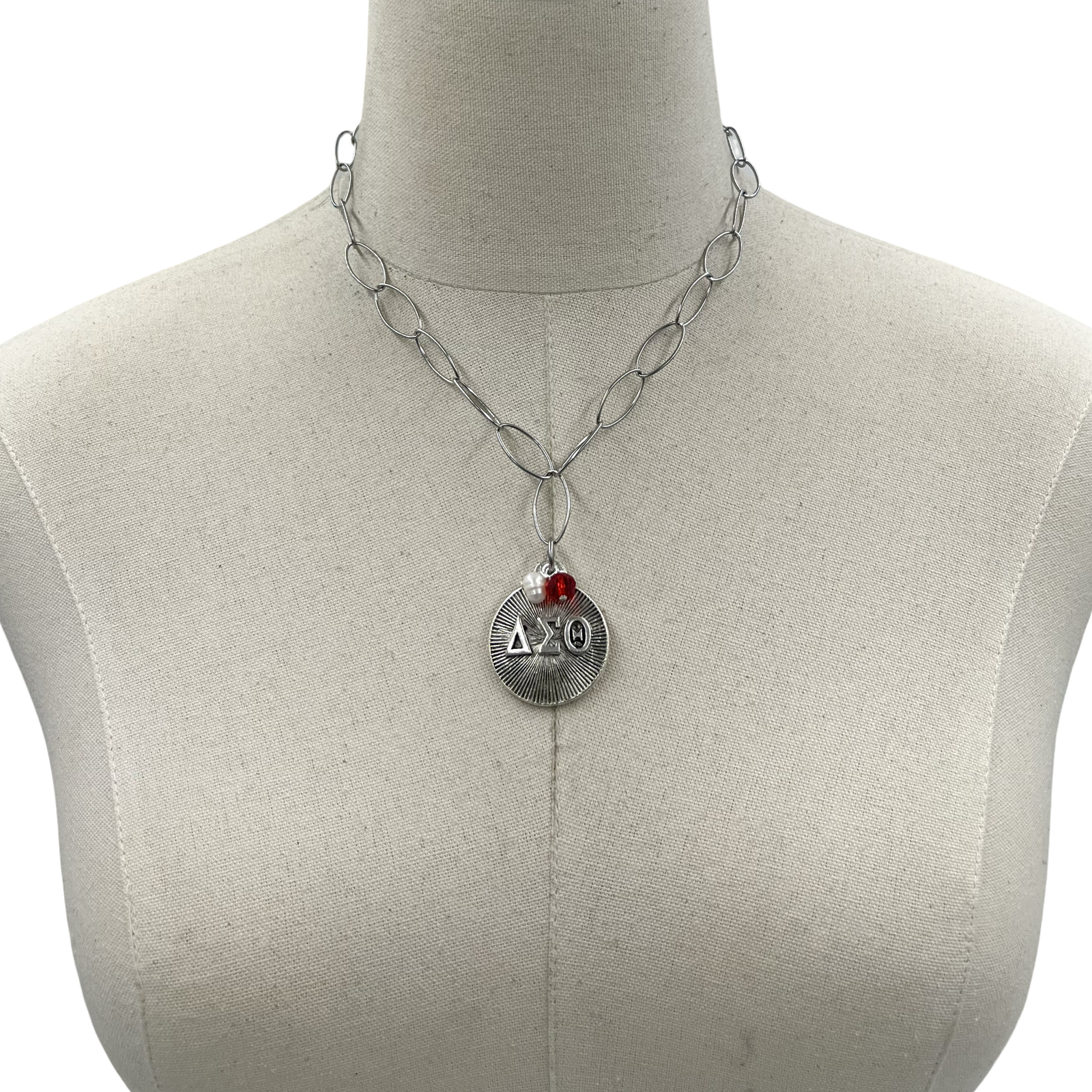 Delta Oval Essence Necklace