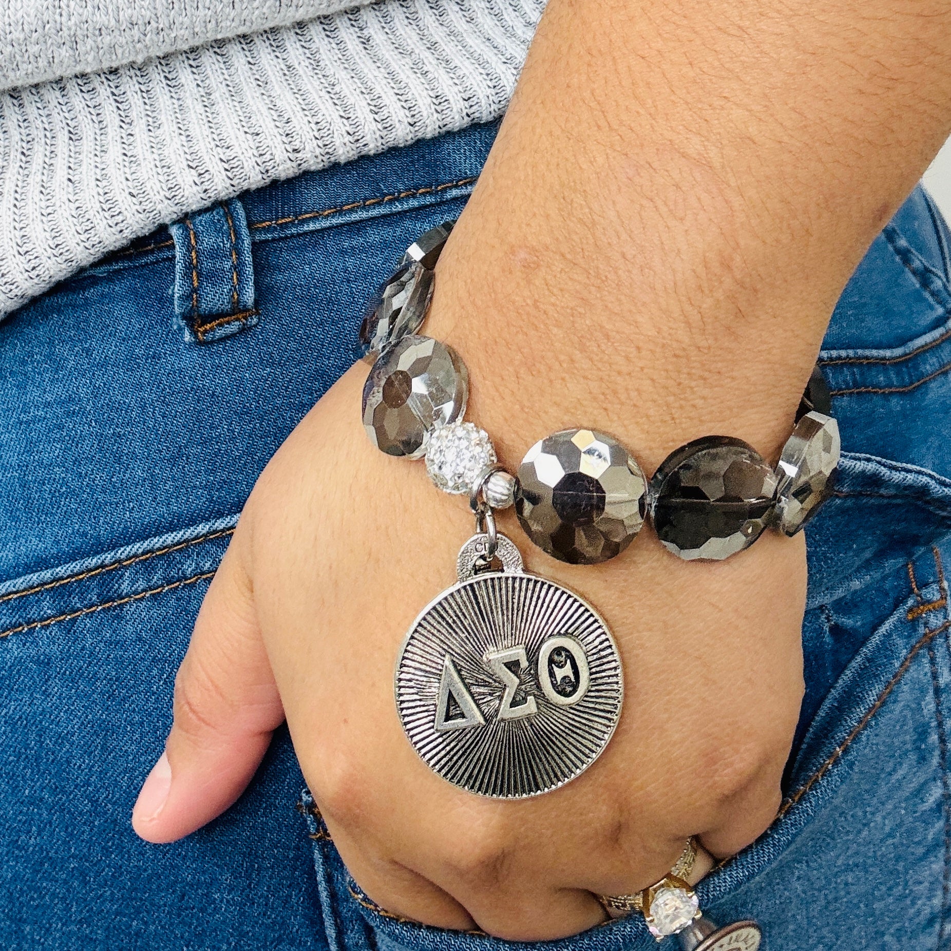 Delta Flor Iridescent Crystal Bracelet