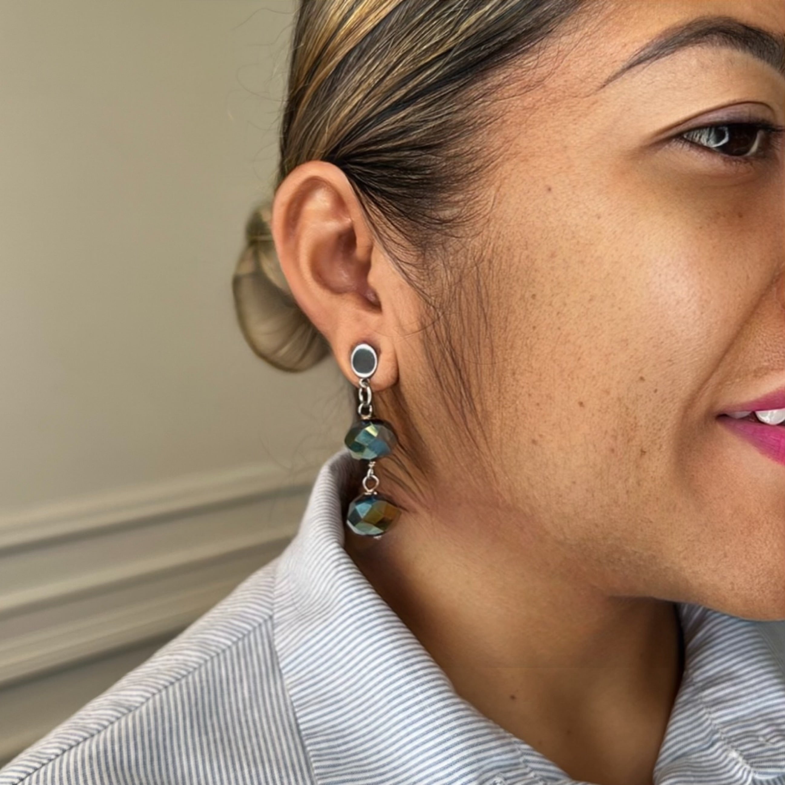 Green Single Lop Earring