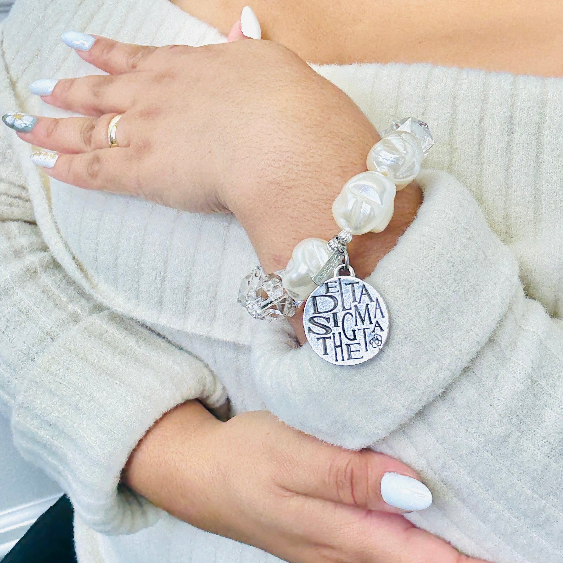 Delta Pillow Bracelet