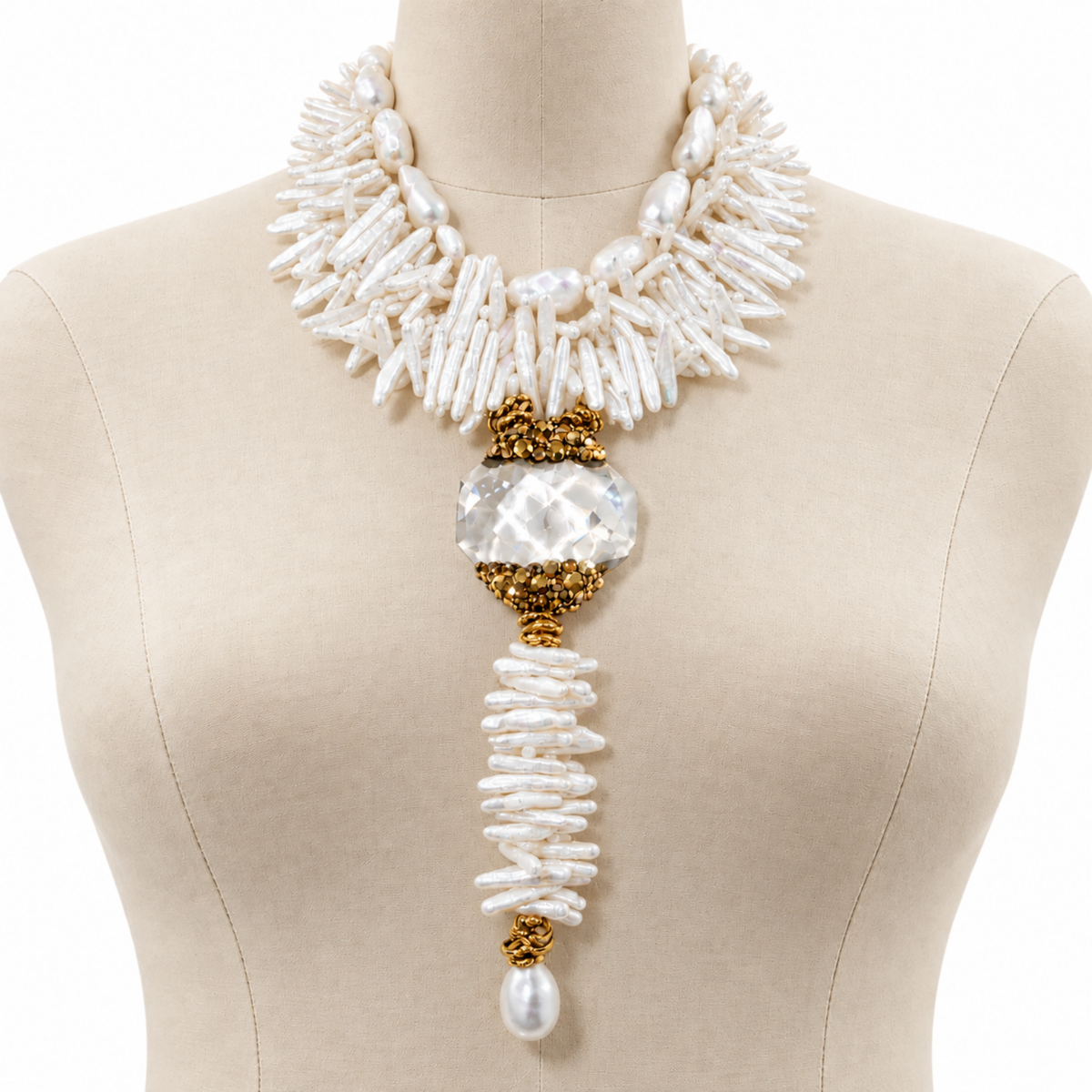 Basset Pearl Necklace