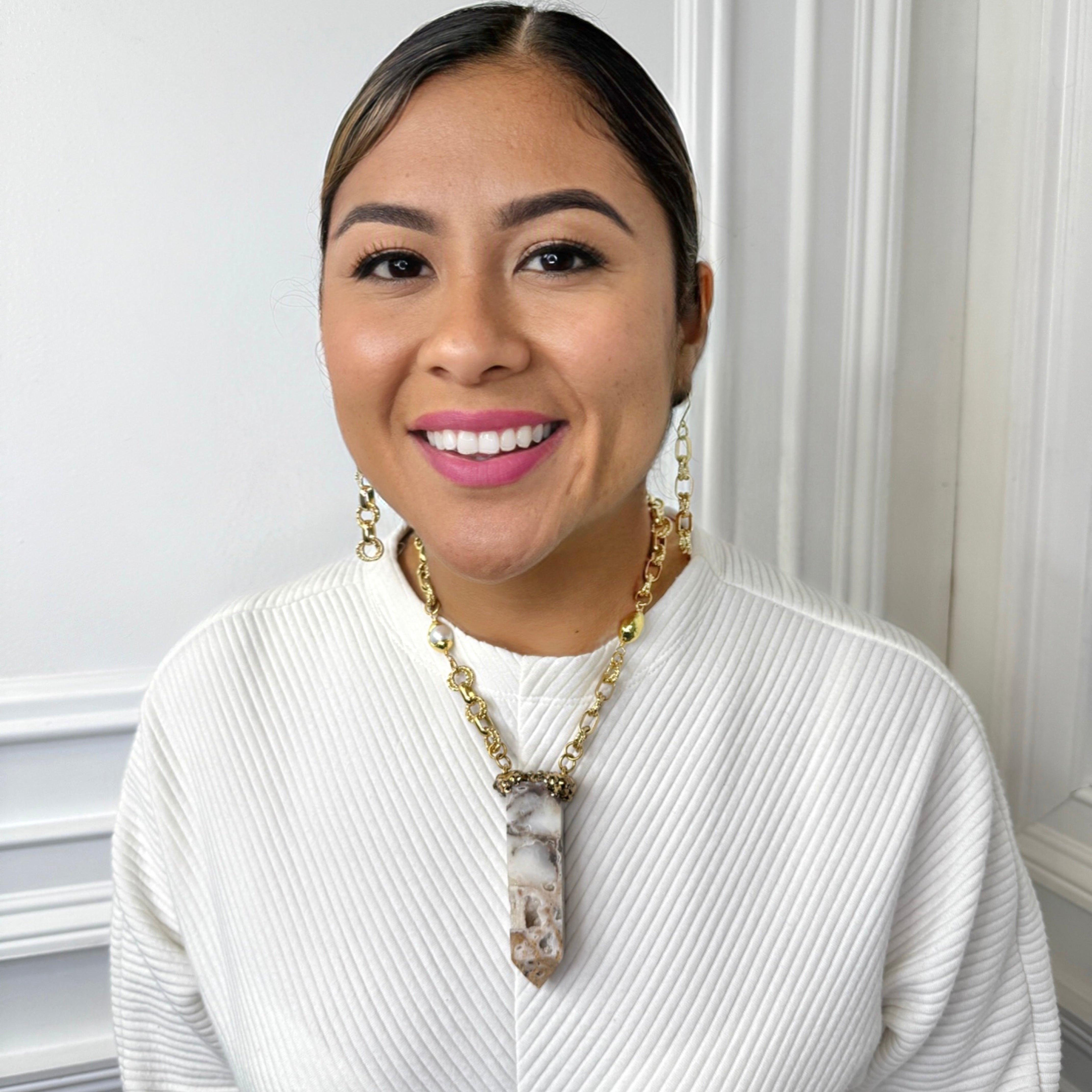 Luminara Fine Necklace