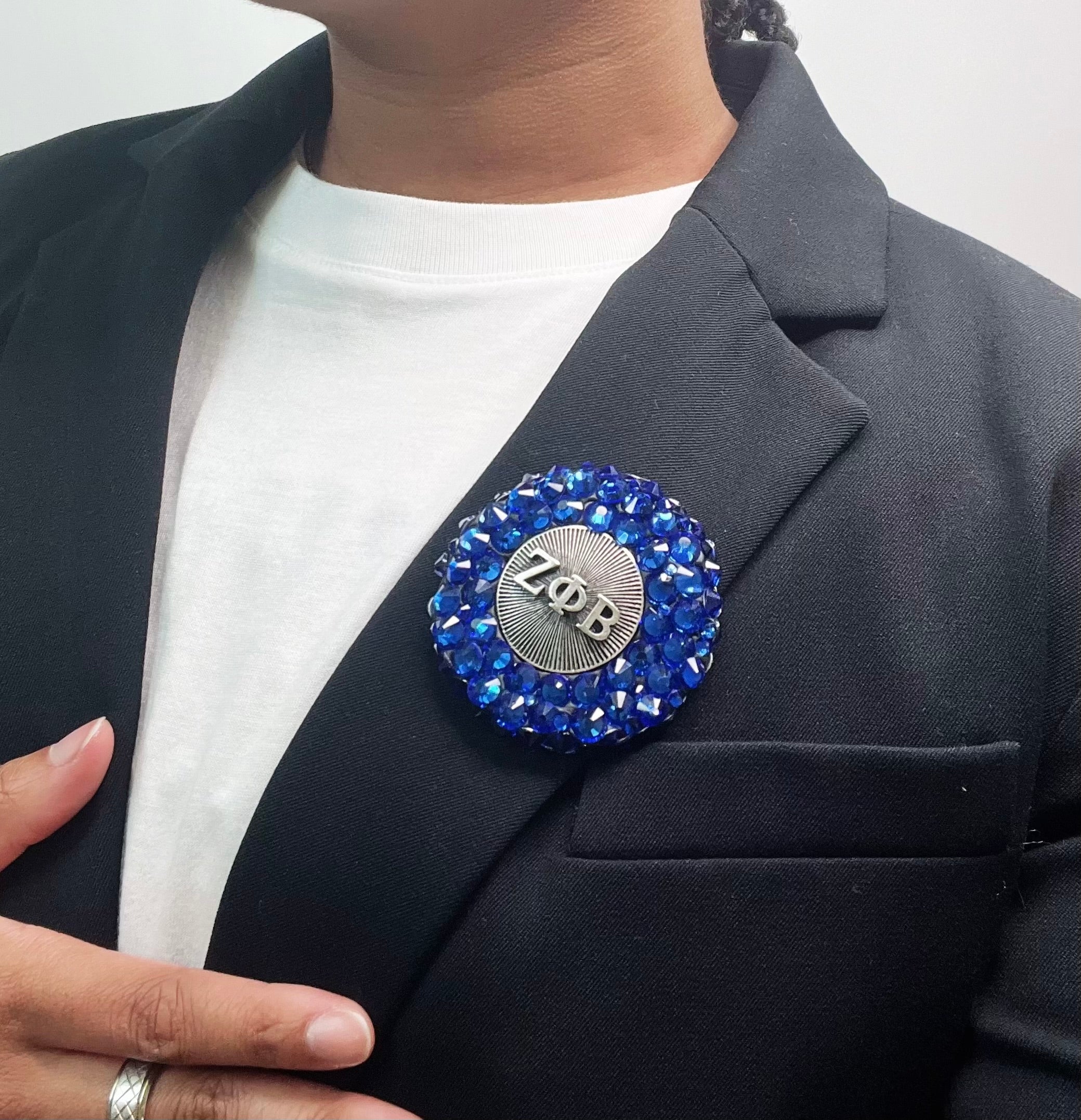 Zeta Fable Pin Brooch