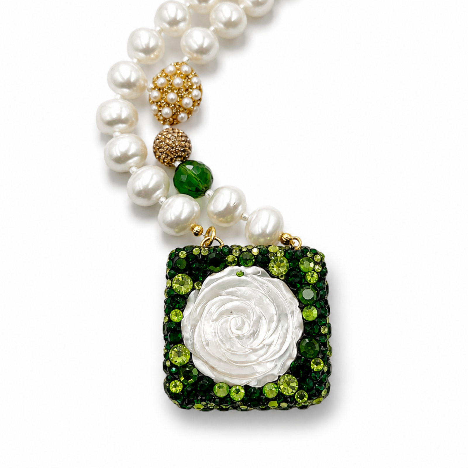 Links Resilient Necklace Set