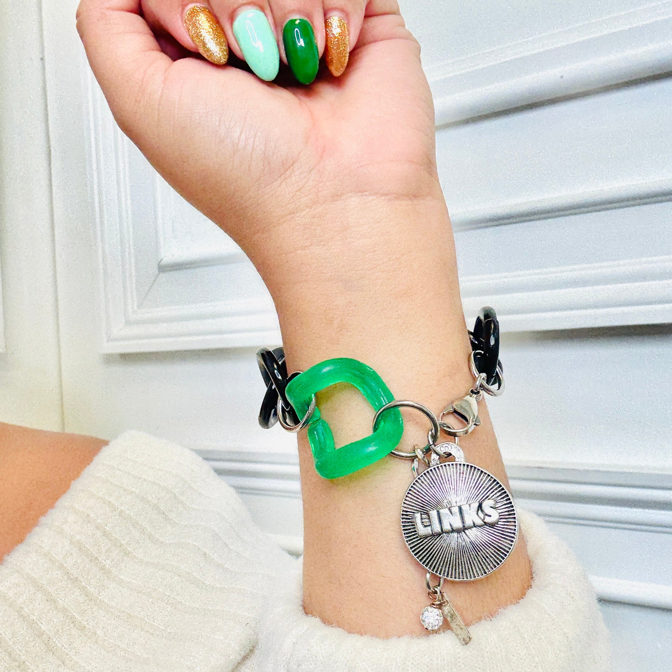 Links Black Greens Bracelet