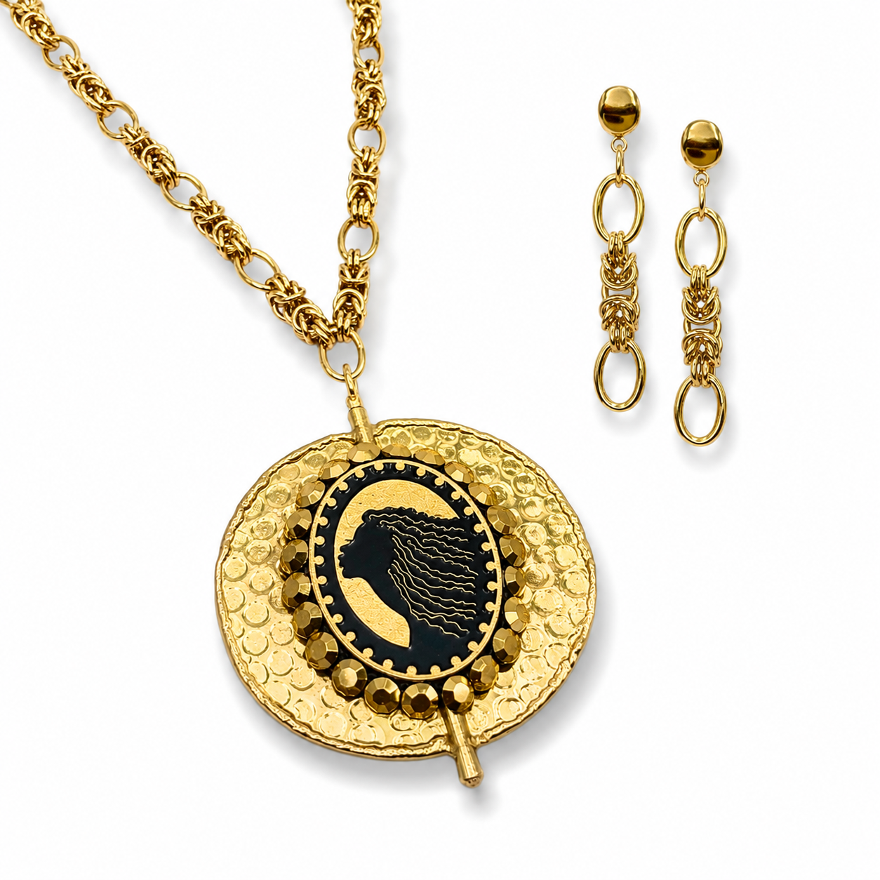 Camille Cameo Necklace
