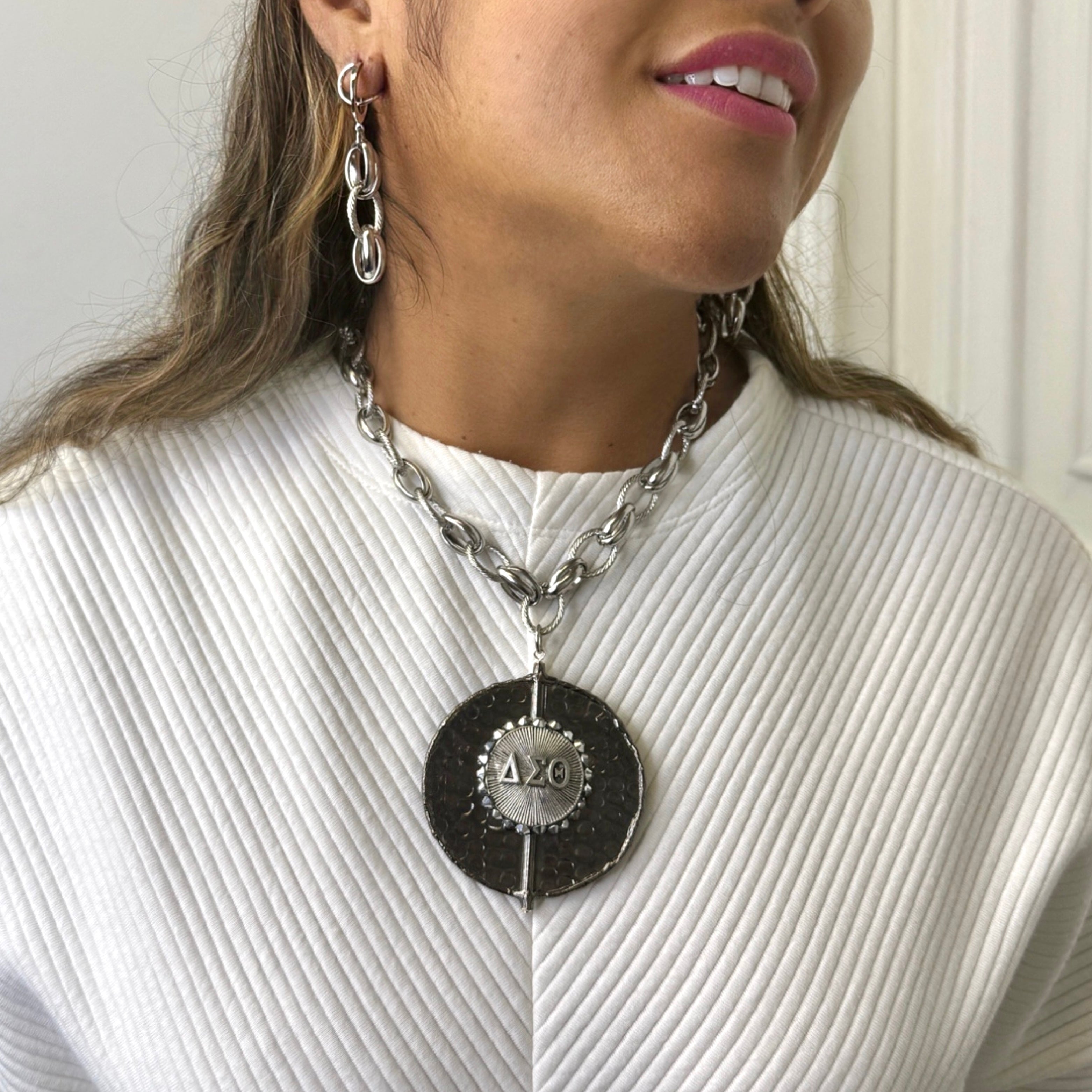Delta Superb Necklace