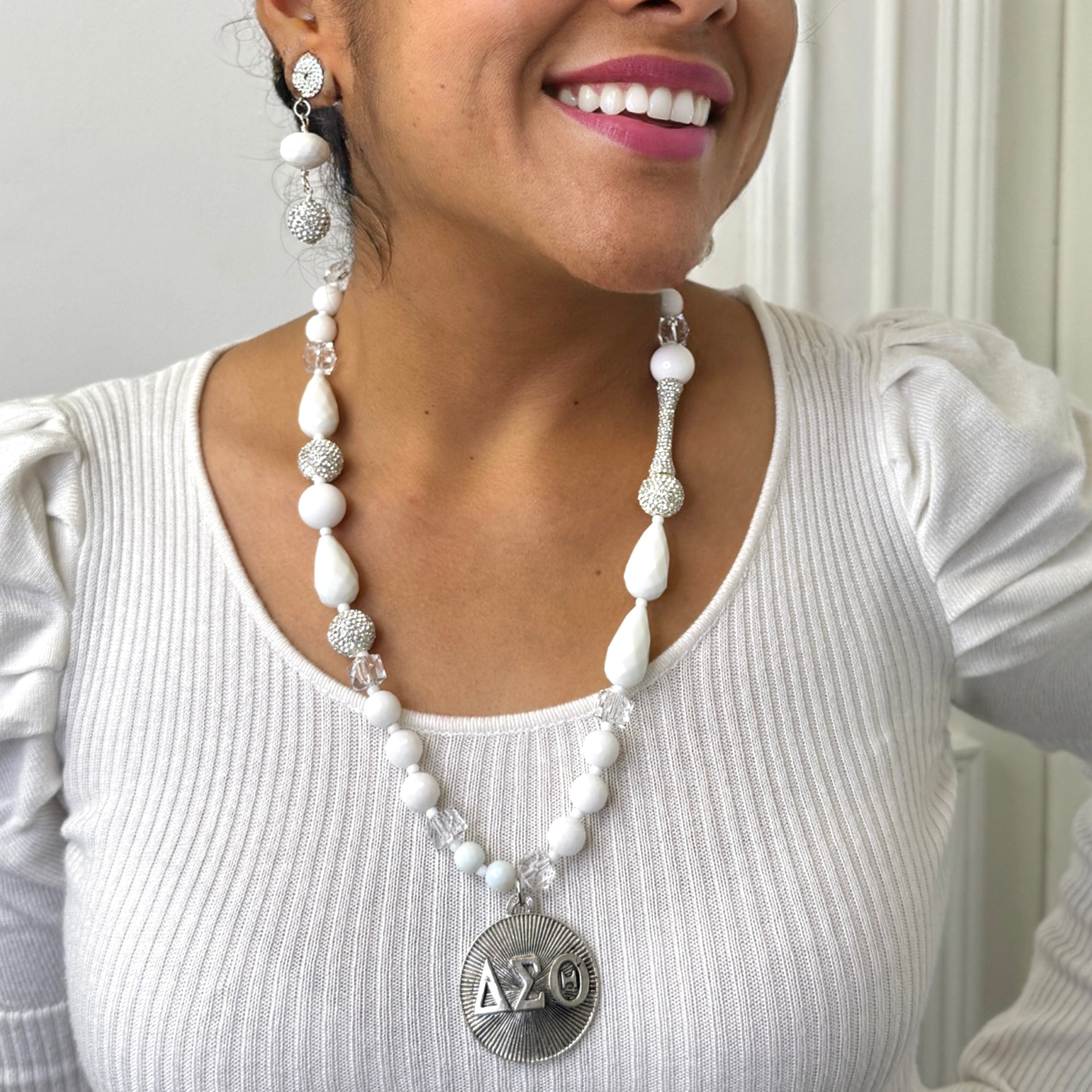Delta Snowflake Jade Necklace