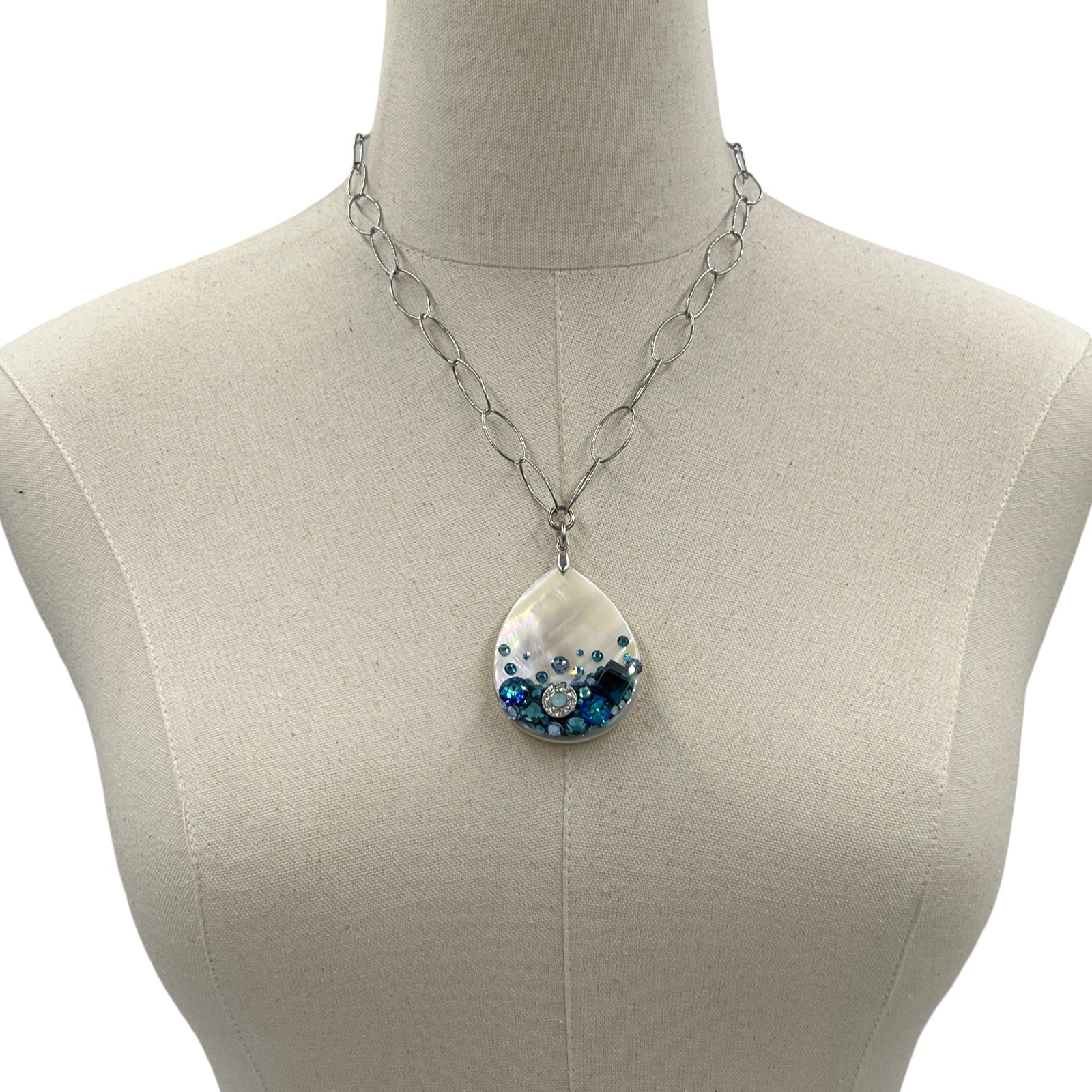 Aqua Sleigh Necklace