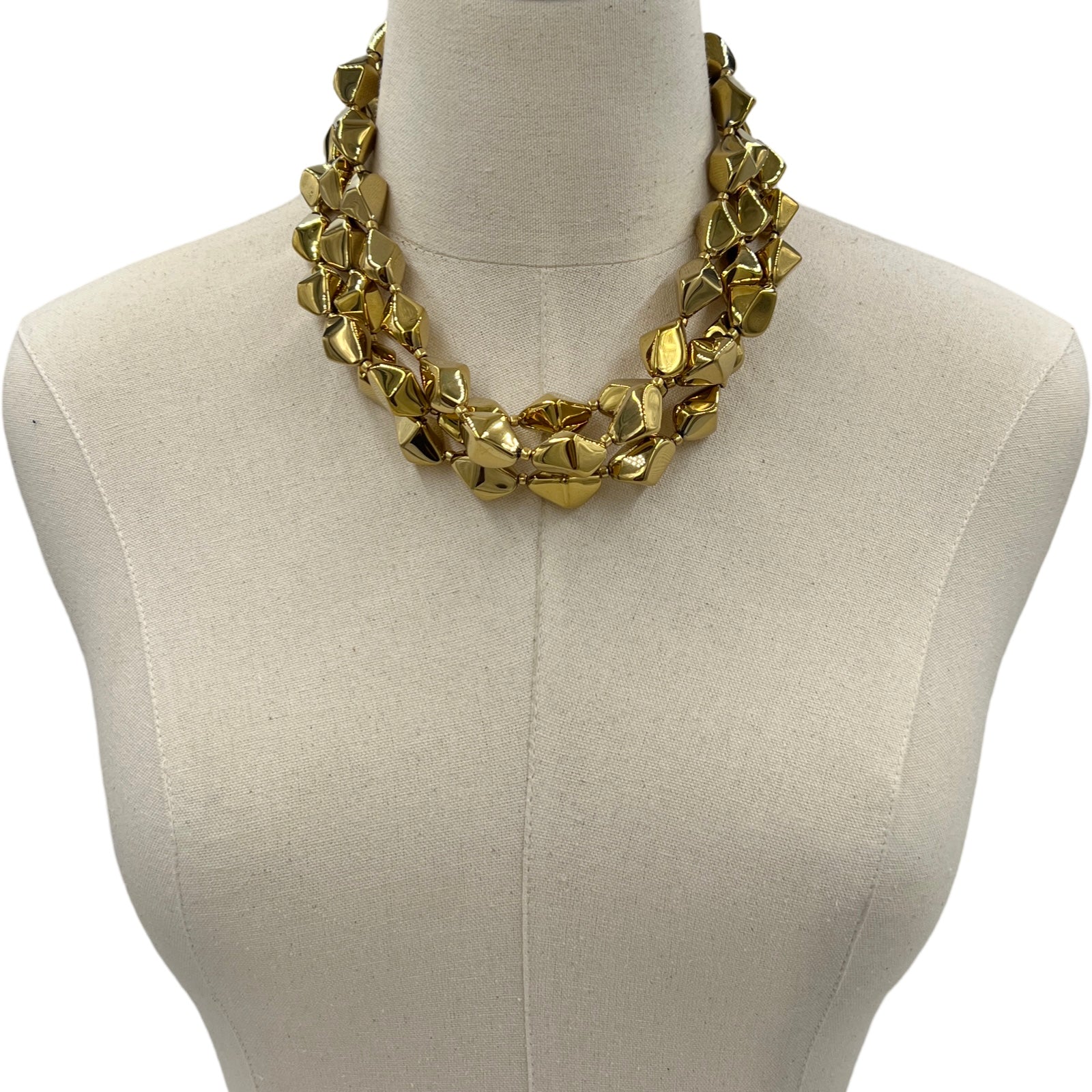 Metallic Touch Necklace