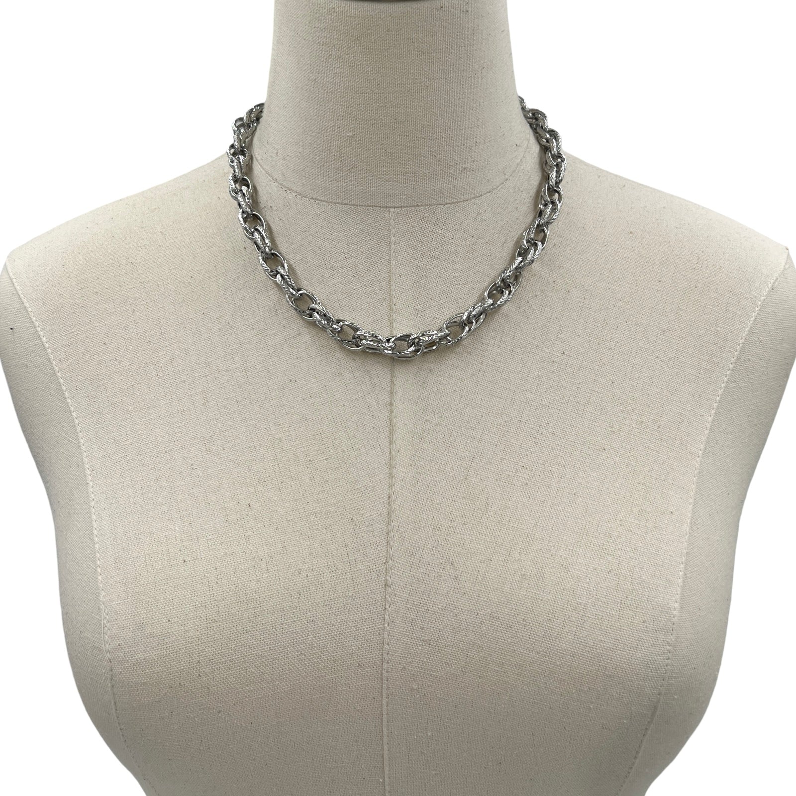 Rope Ali Necklace