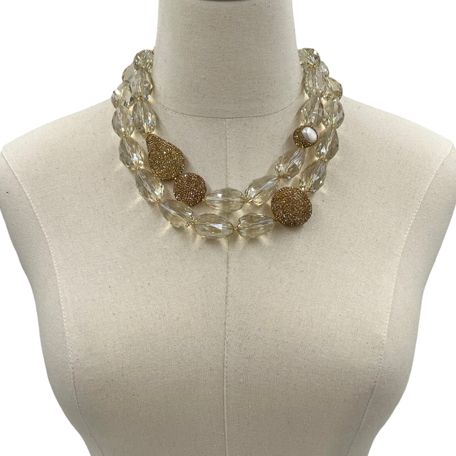 Clarion Beige Necklace