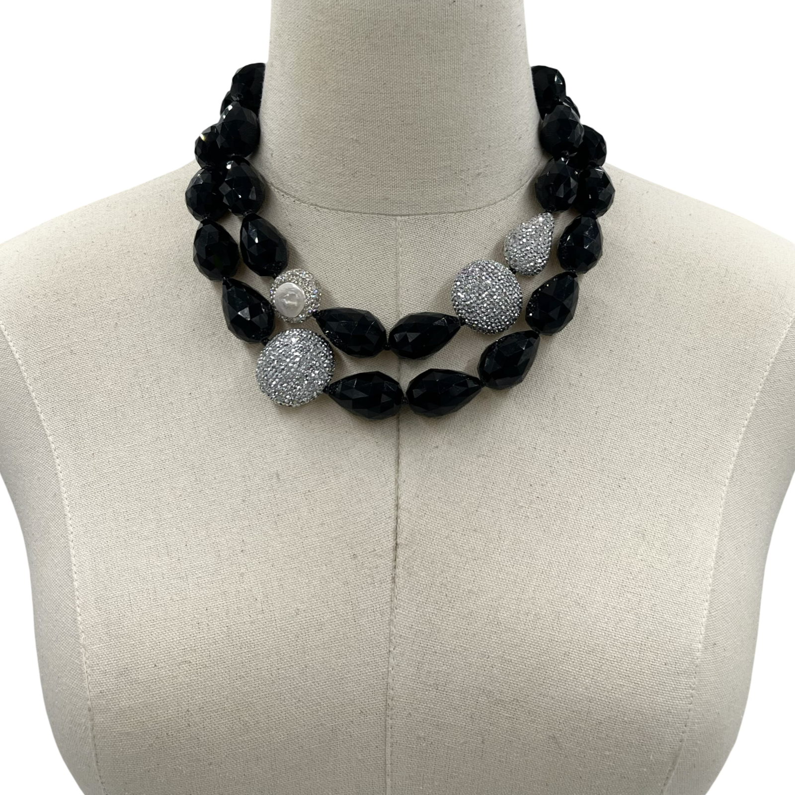 Clarion Black Necklace