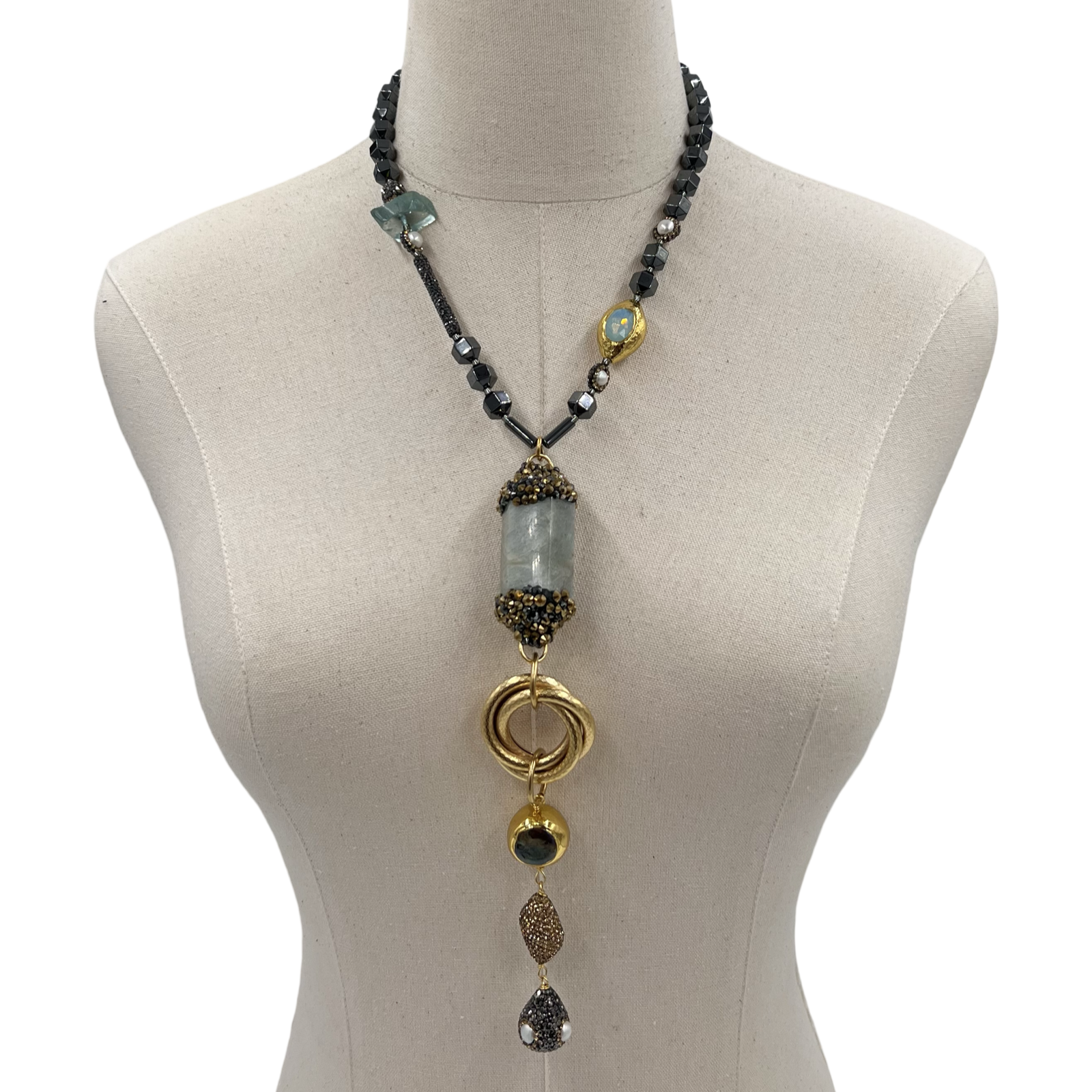 Queen Marine Necklace