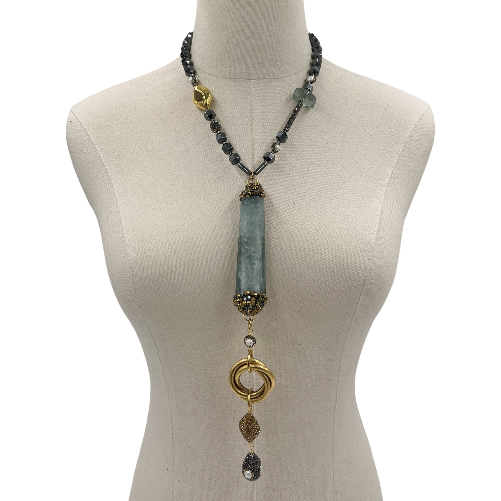 Queen Marine Necklace