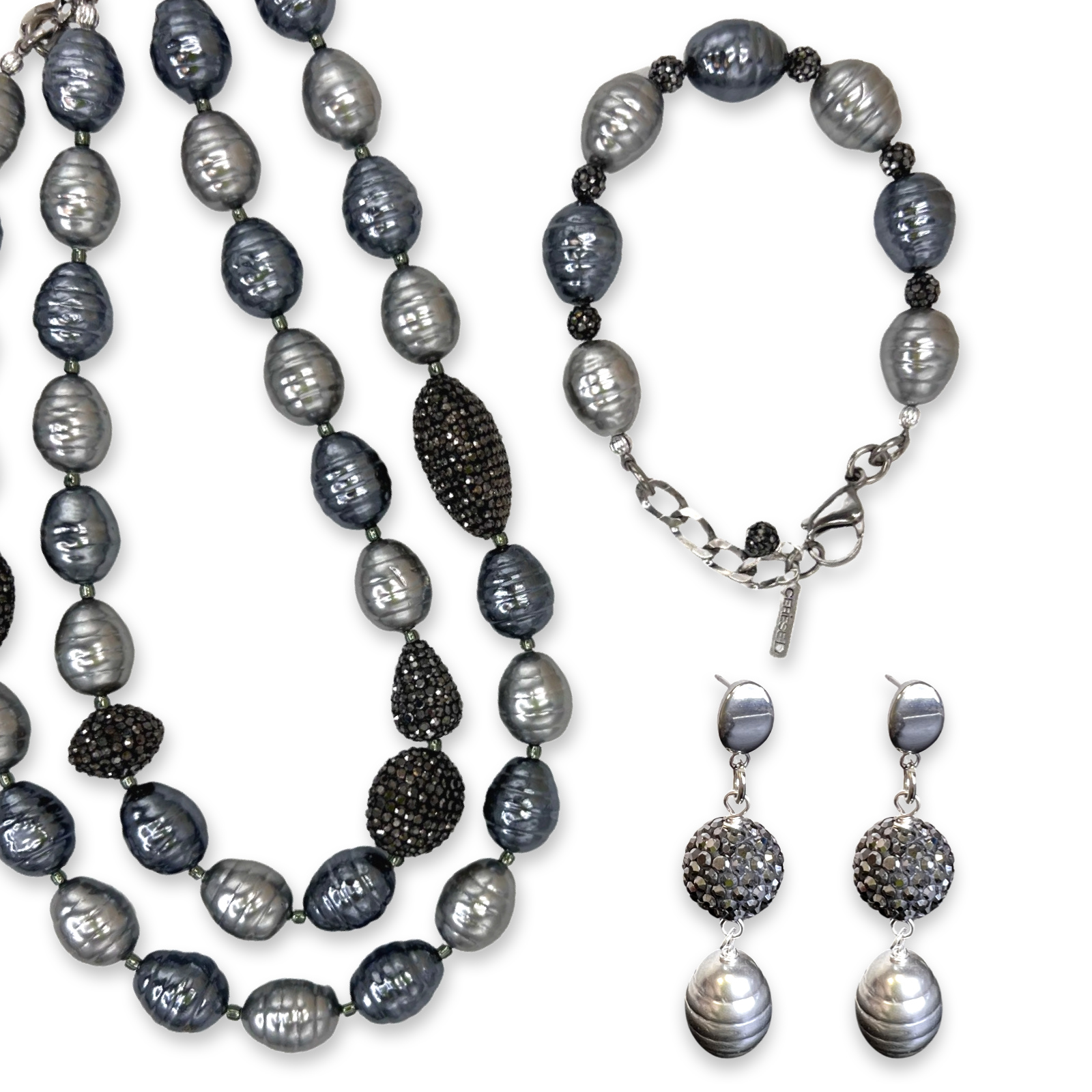 Grey Wise O Necklace