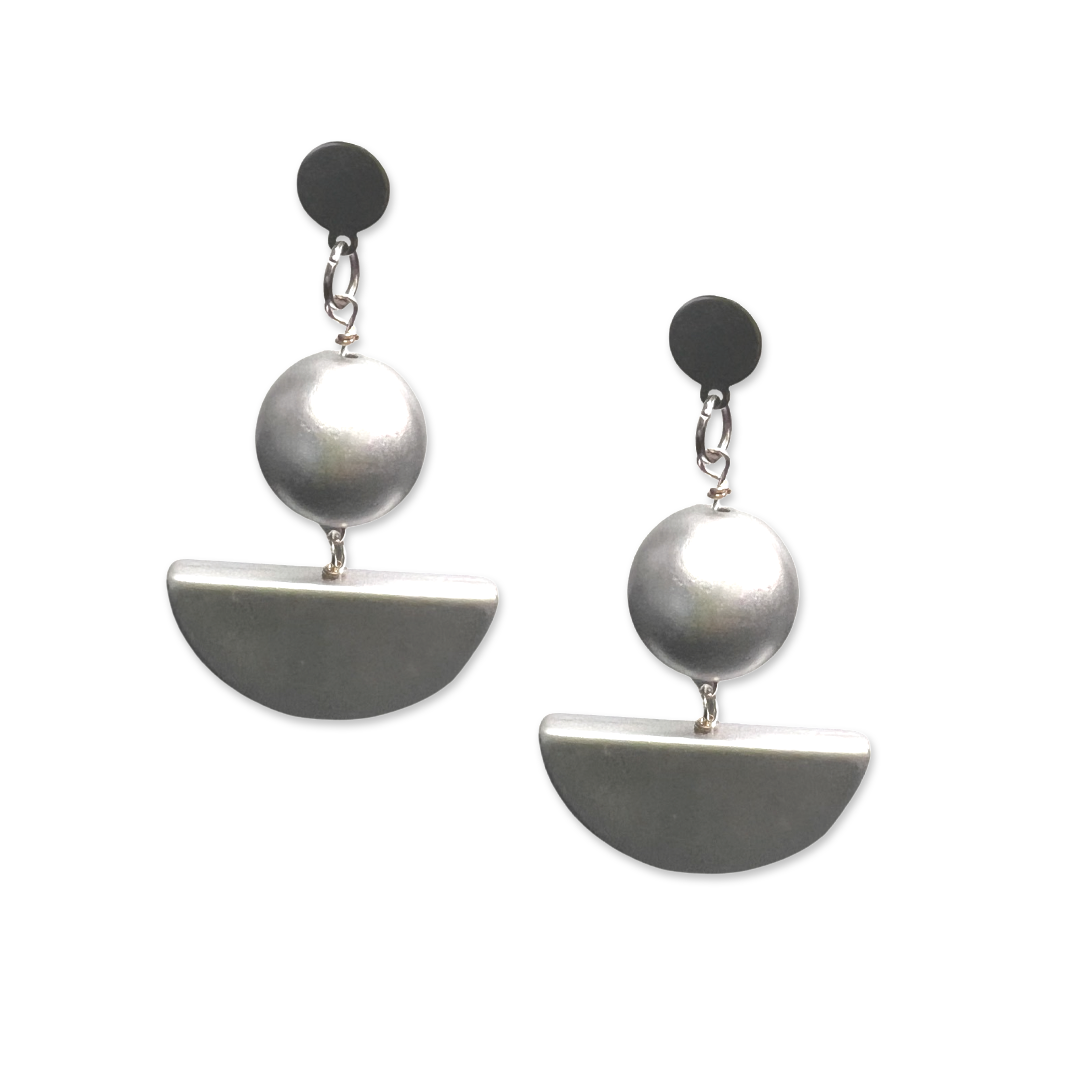 Evelyn's Earring