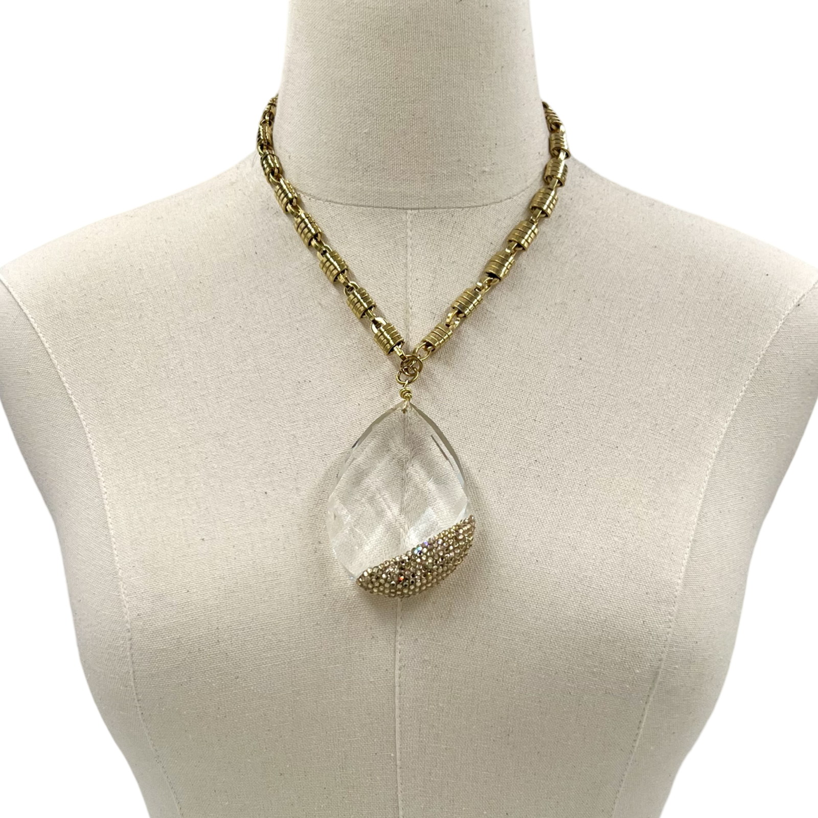 Drop It Necklace
