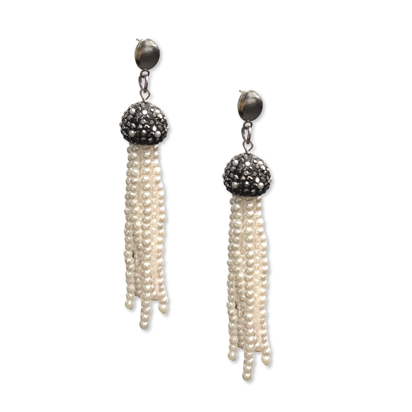 Lasso Pearl Earring
