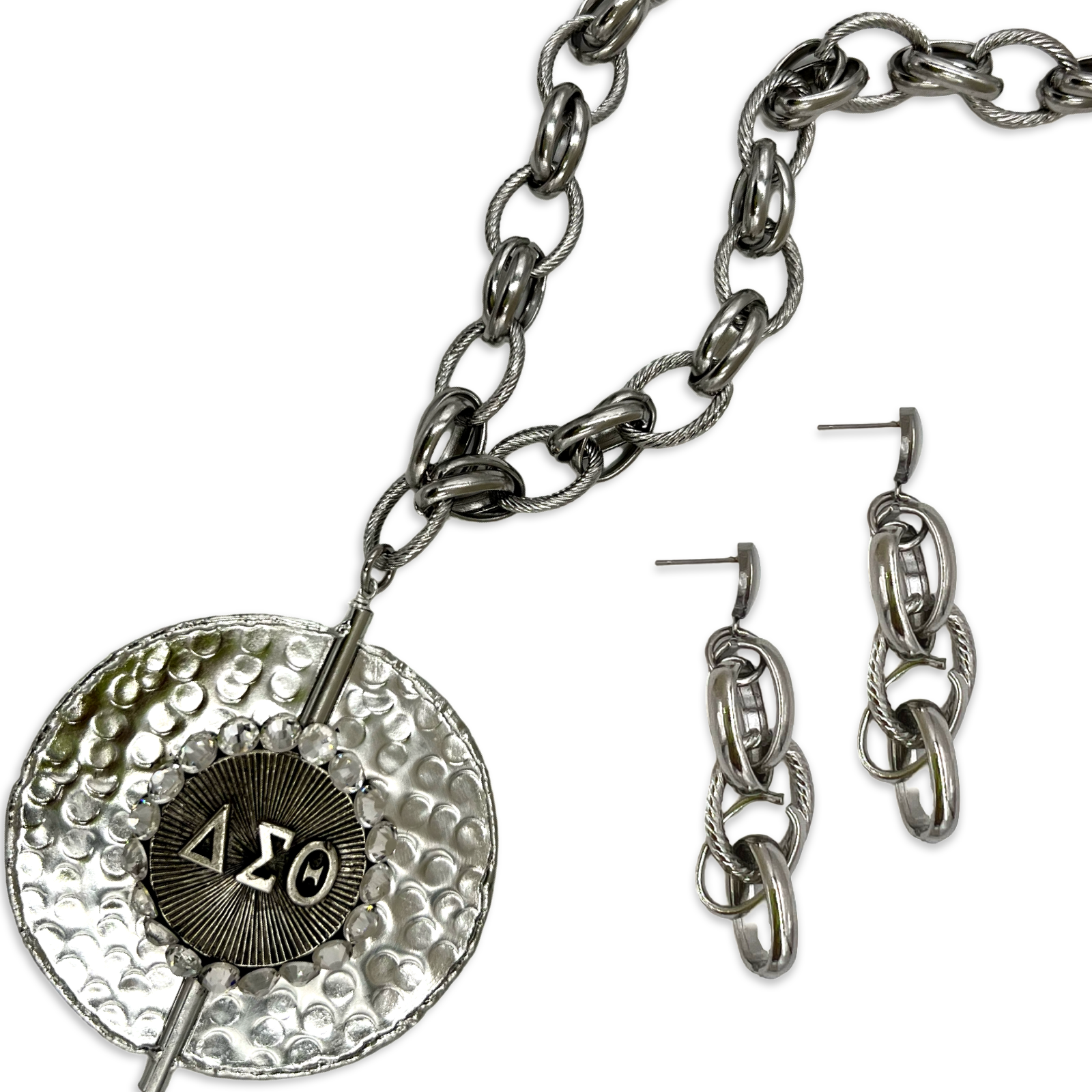 Delta Superb Necklace