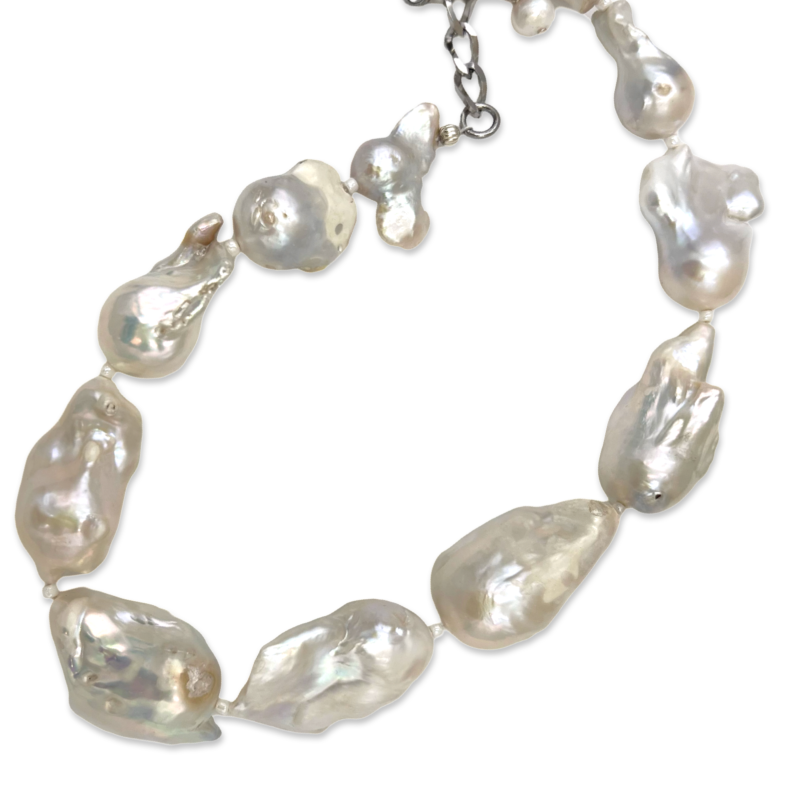 Real Soft Focus Pearl Necklace