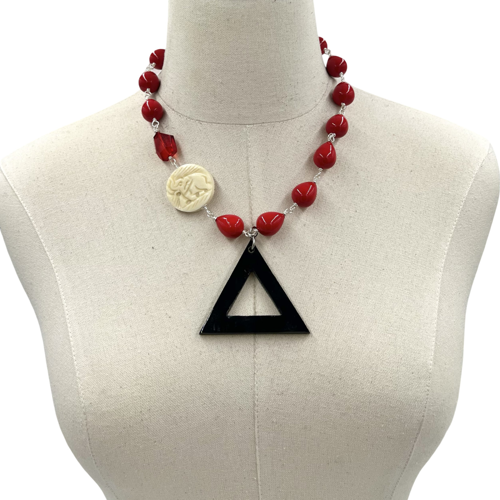 Ellie Red Necklace
