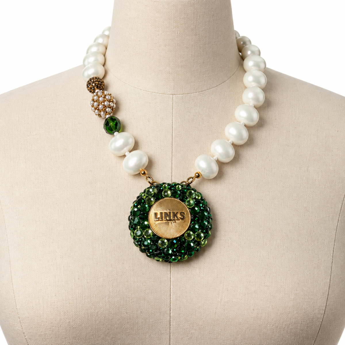LINKS Honors Necklace Set
