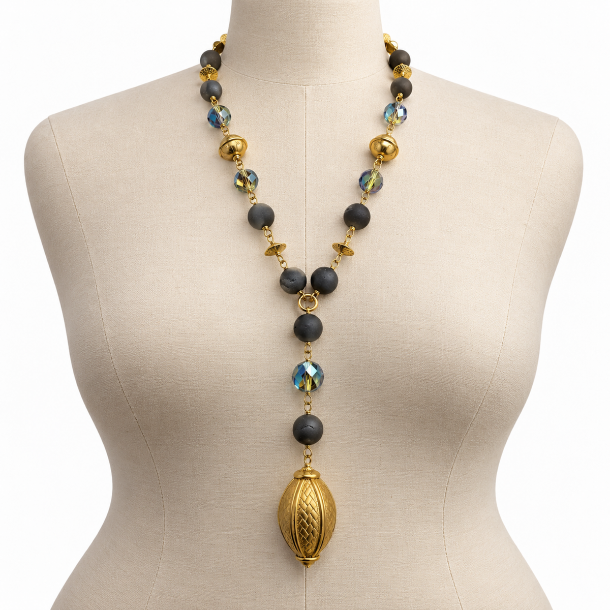 Regent Valley Necklace
