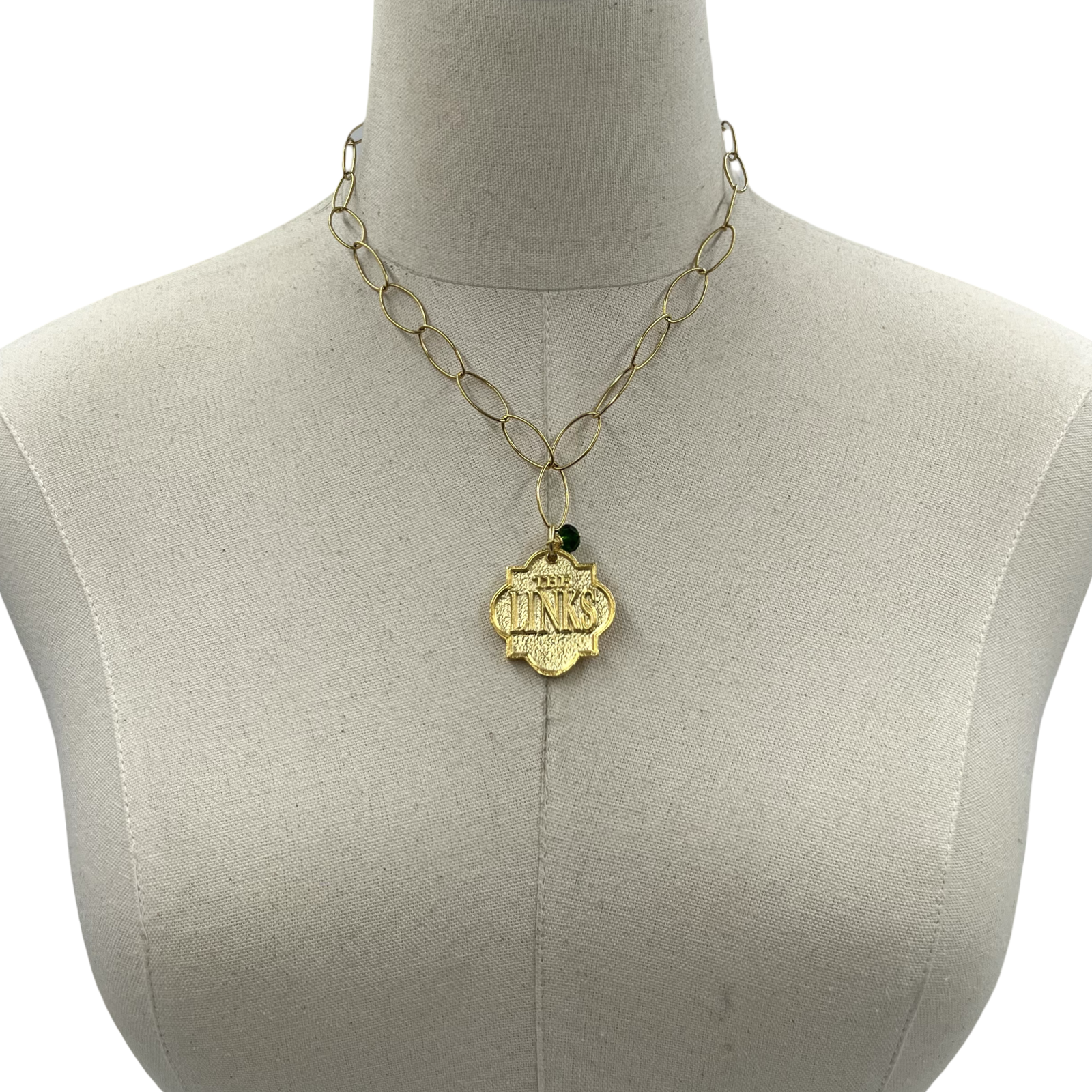 Links Oval Essence Necklace