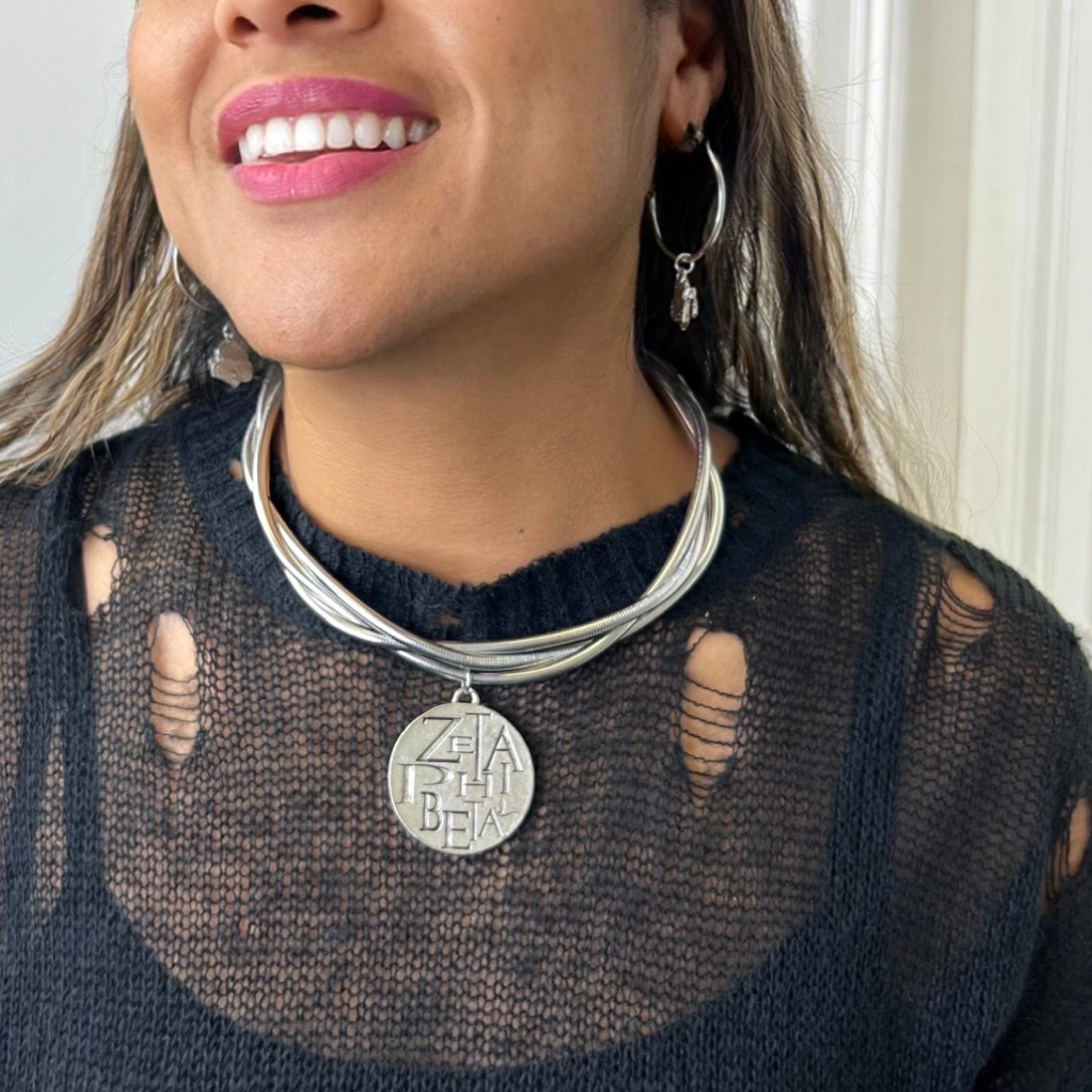 Zeta Twist Cobra Necklace