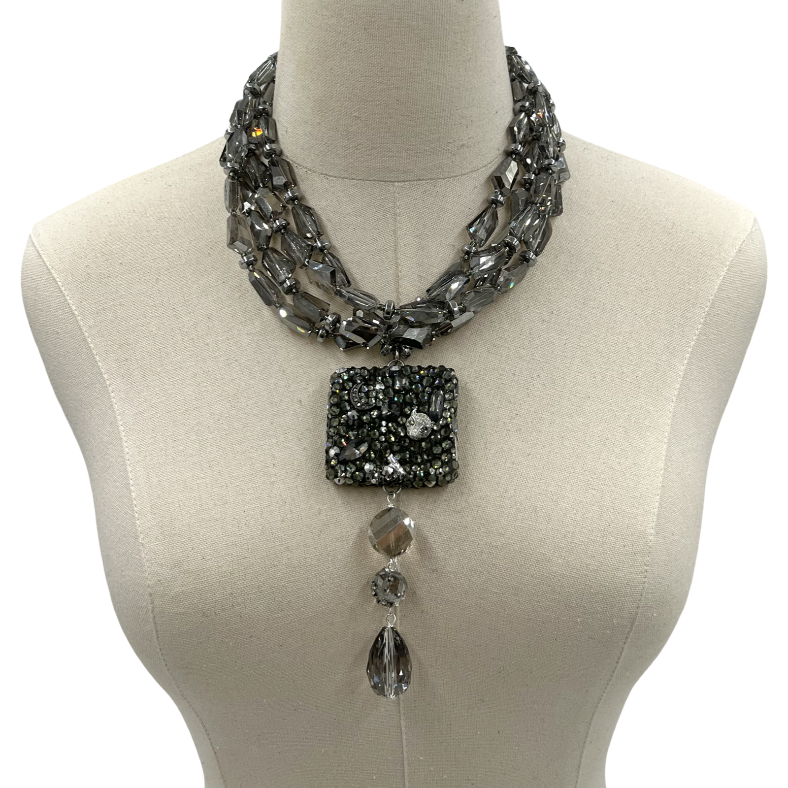 Dream Silver Shadow Necklace