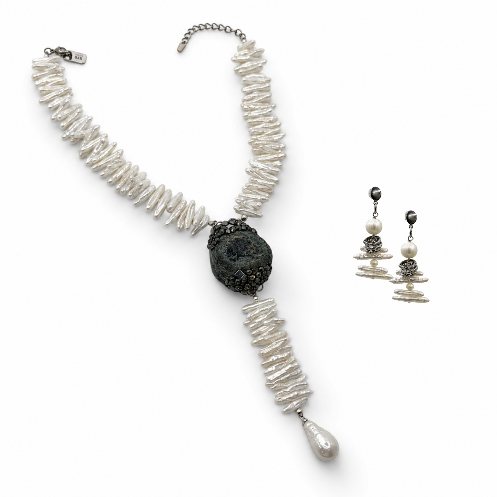 Sirine Pearl Necklace