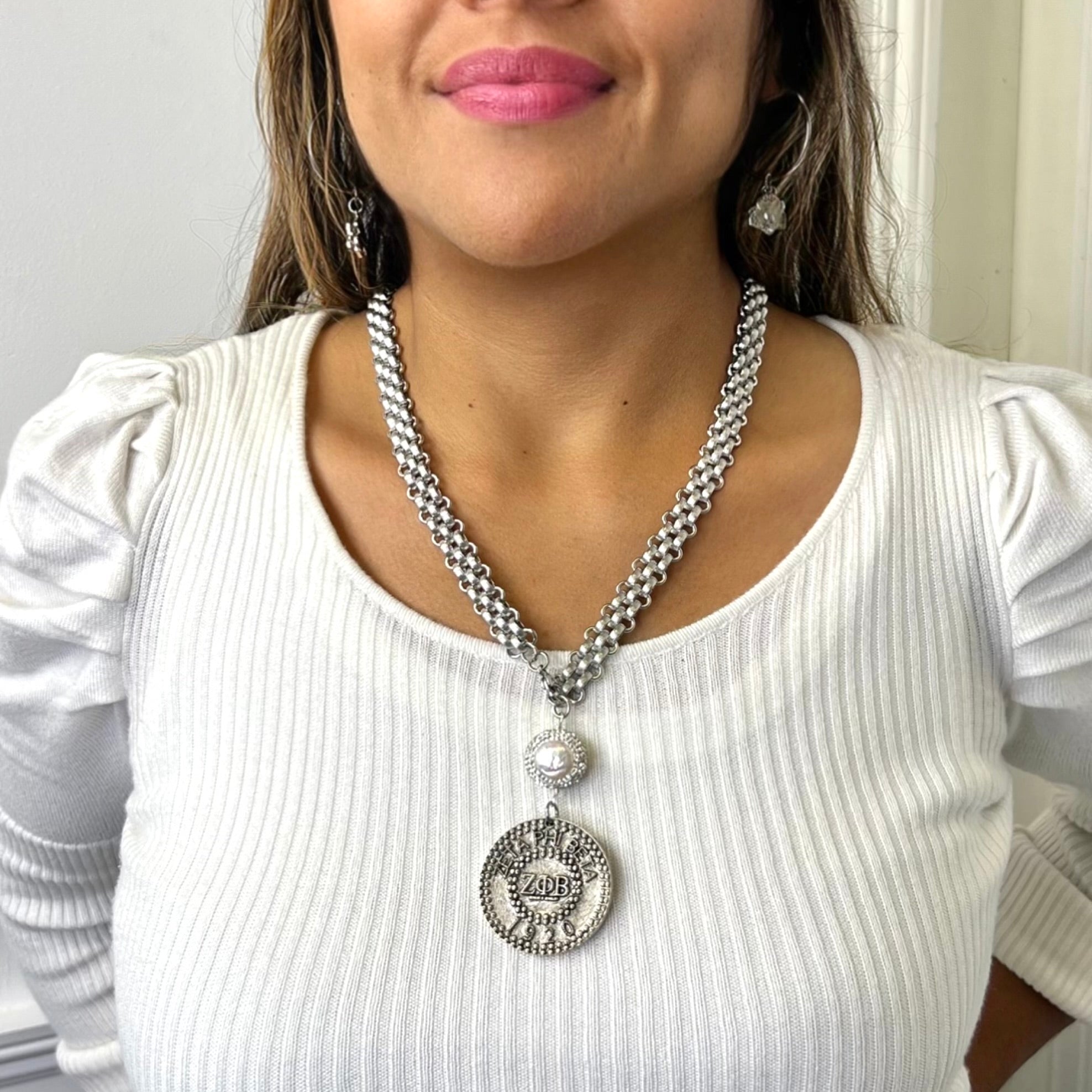 Zeta Vitri Chain Necklace