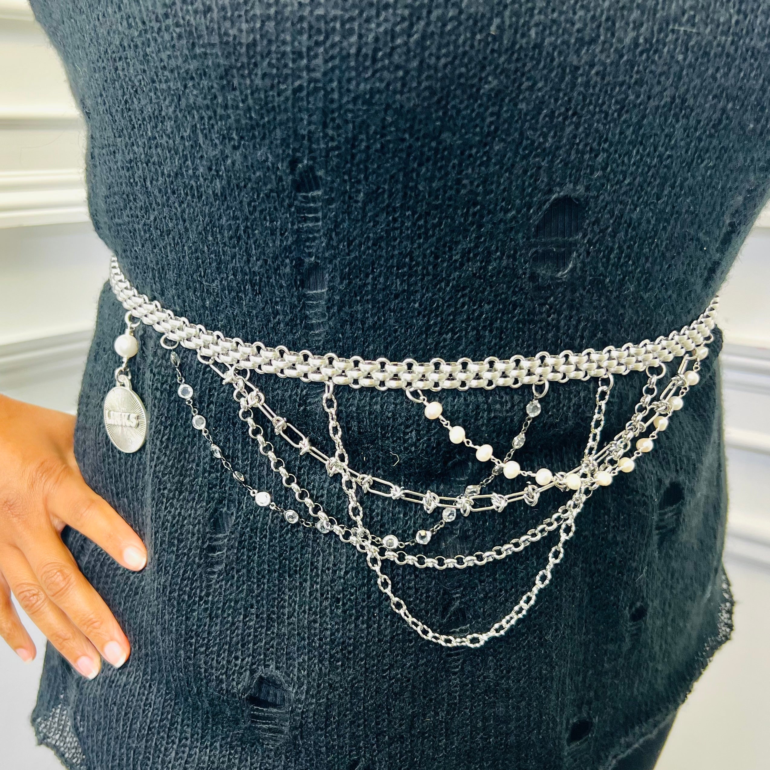 Links Scalloped Draped Belt