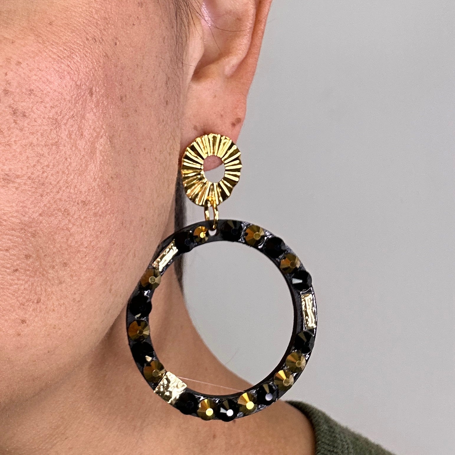 Flash Gold Black Ring Earring