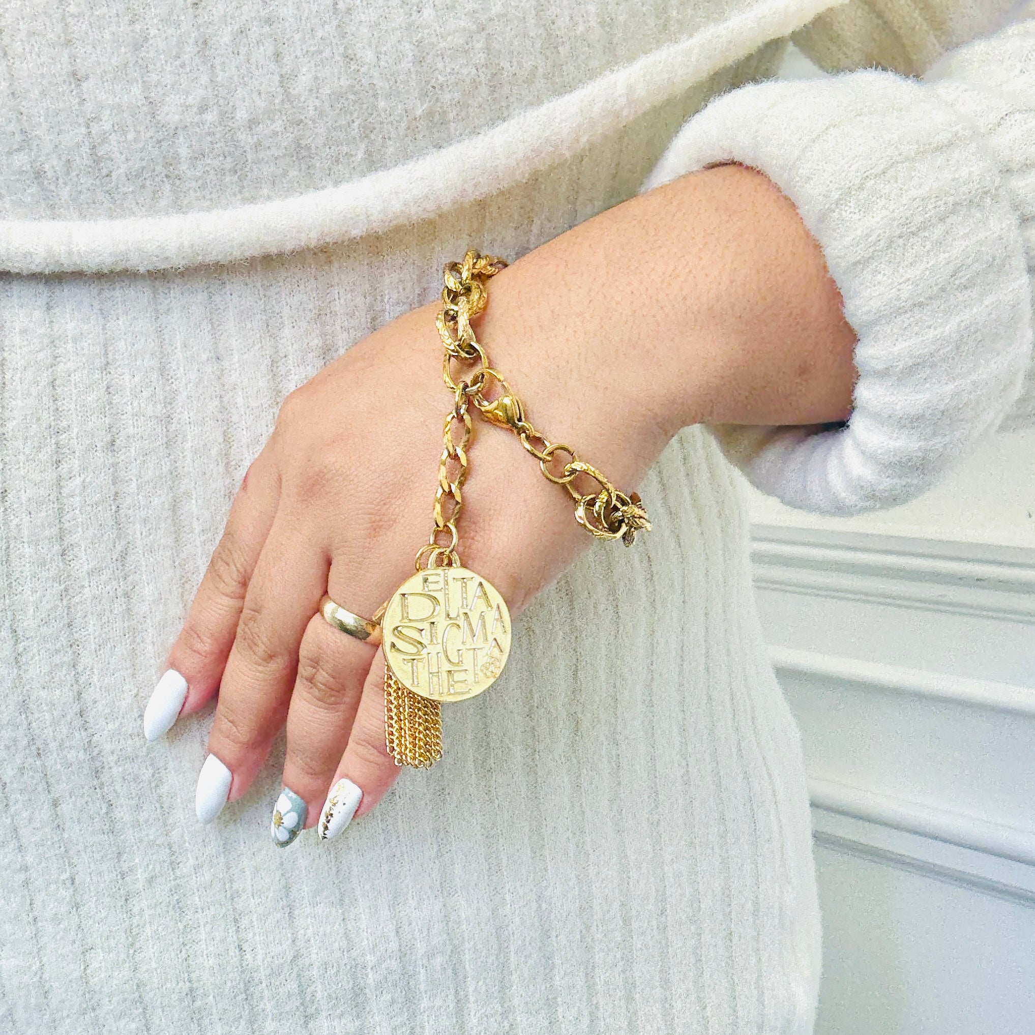 Delta Classic Rope Bracelet