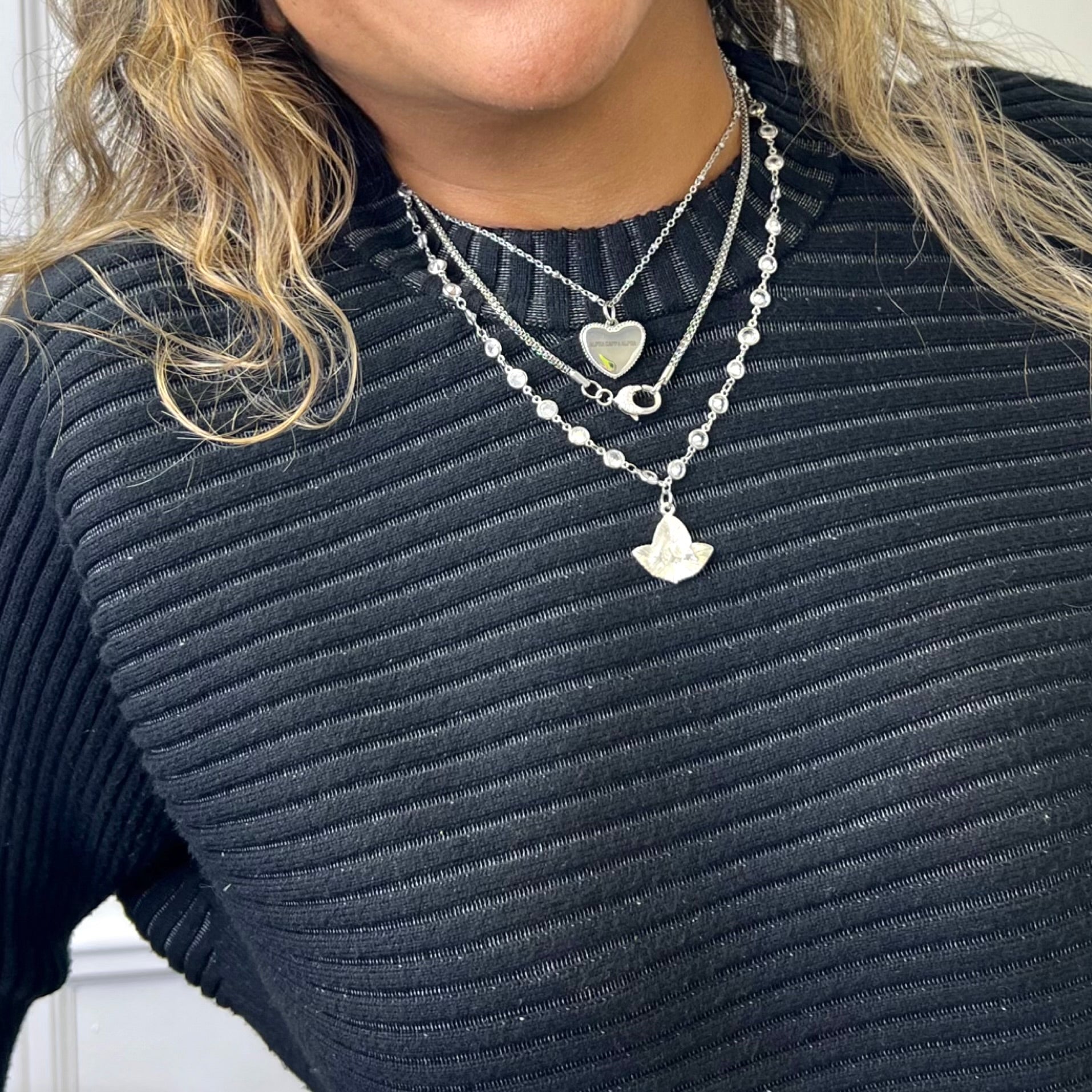 AKA Magellanic Silver Necklace Set