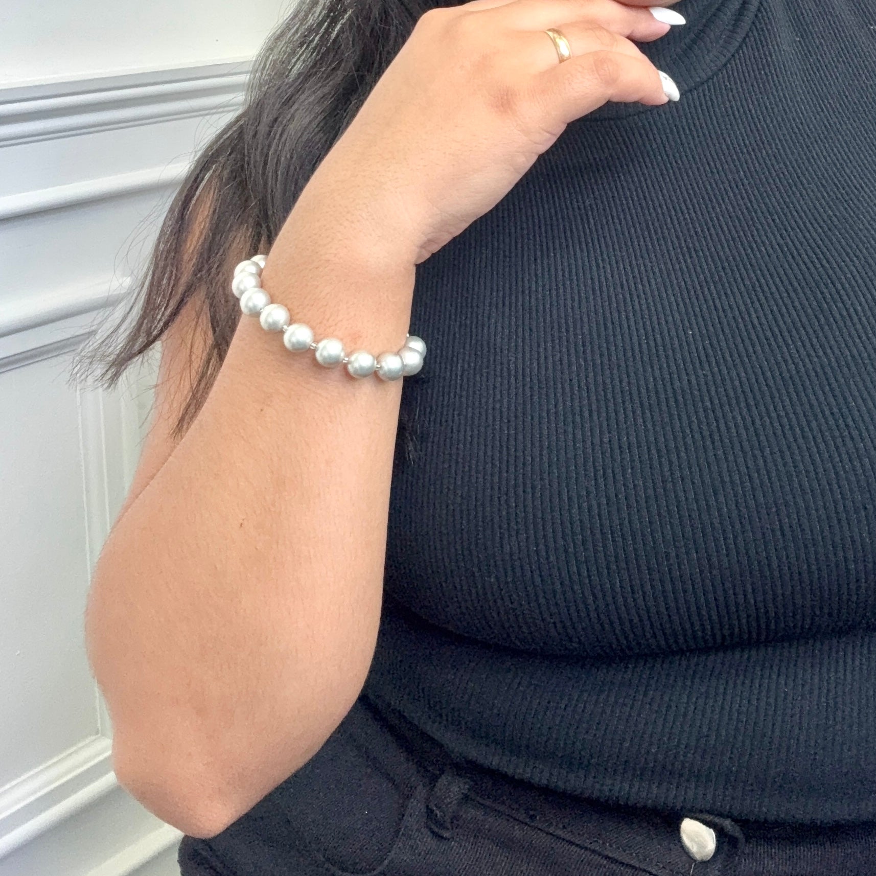 Ravishing Pearl Bracelets