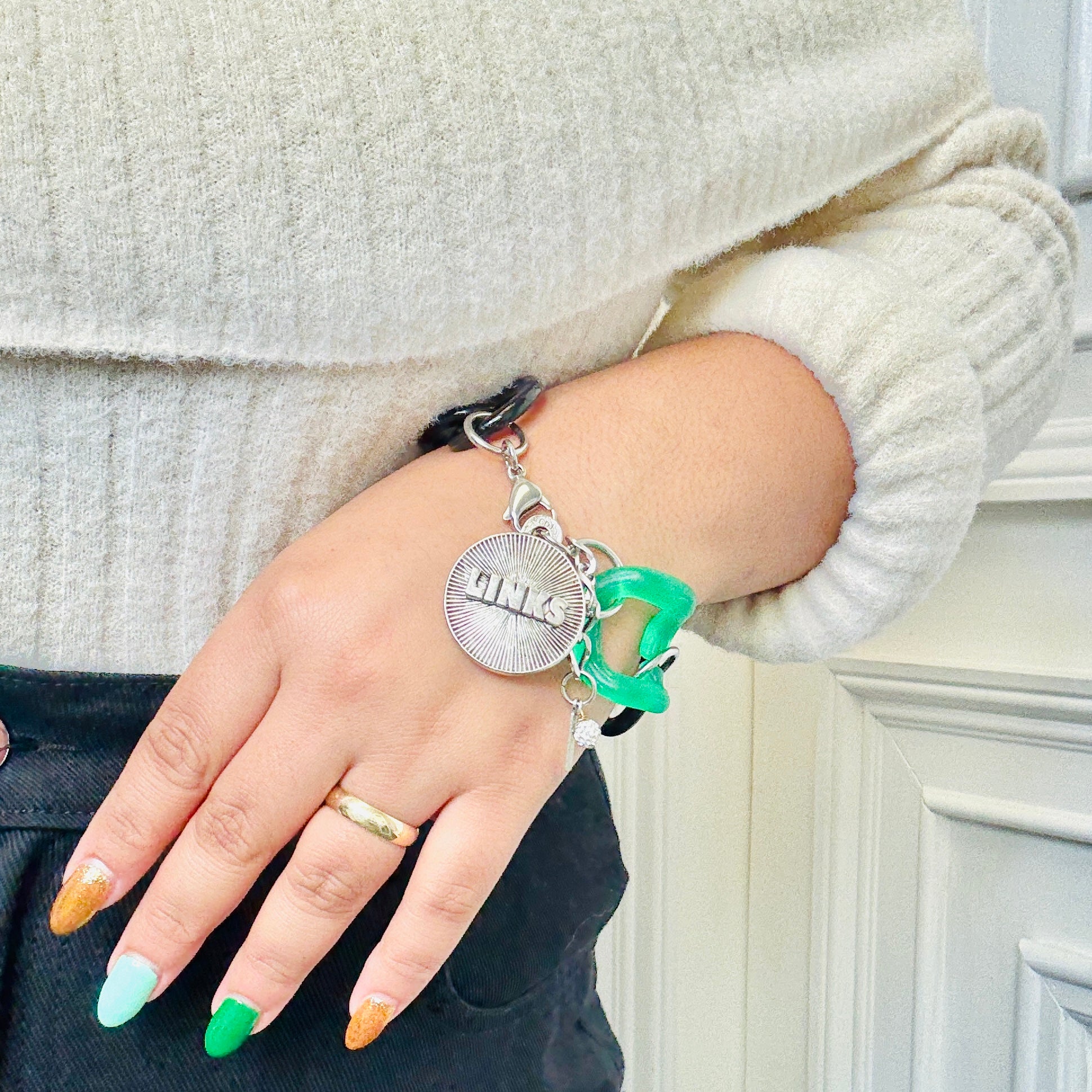 Links Black Greens Bracelet