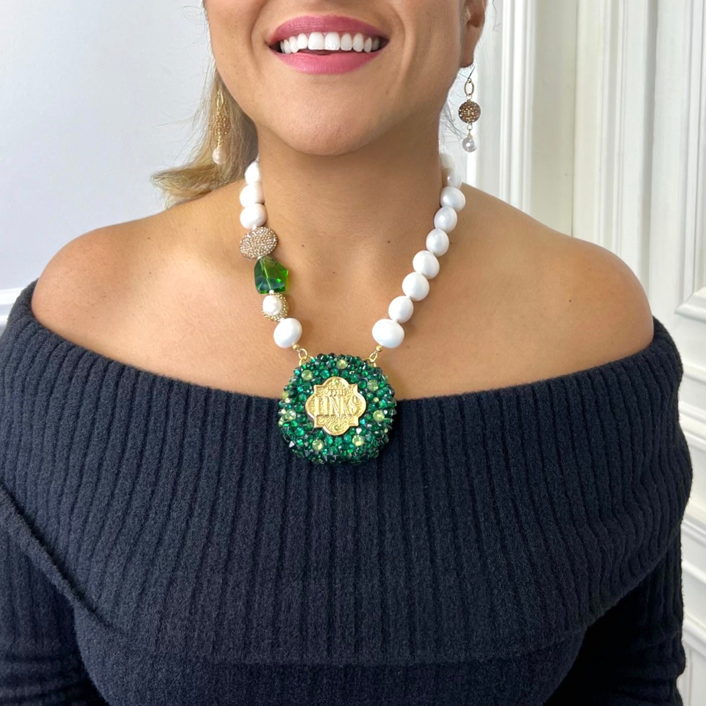 Links Green Bling Time Necklace