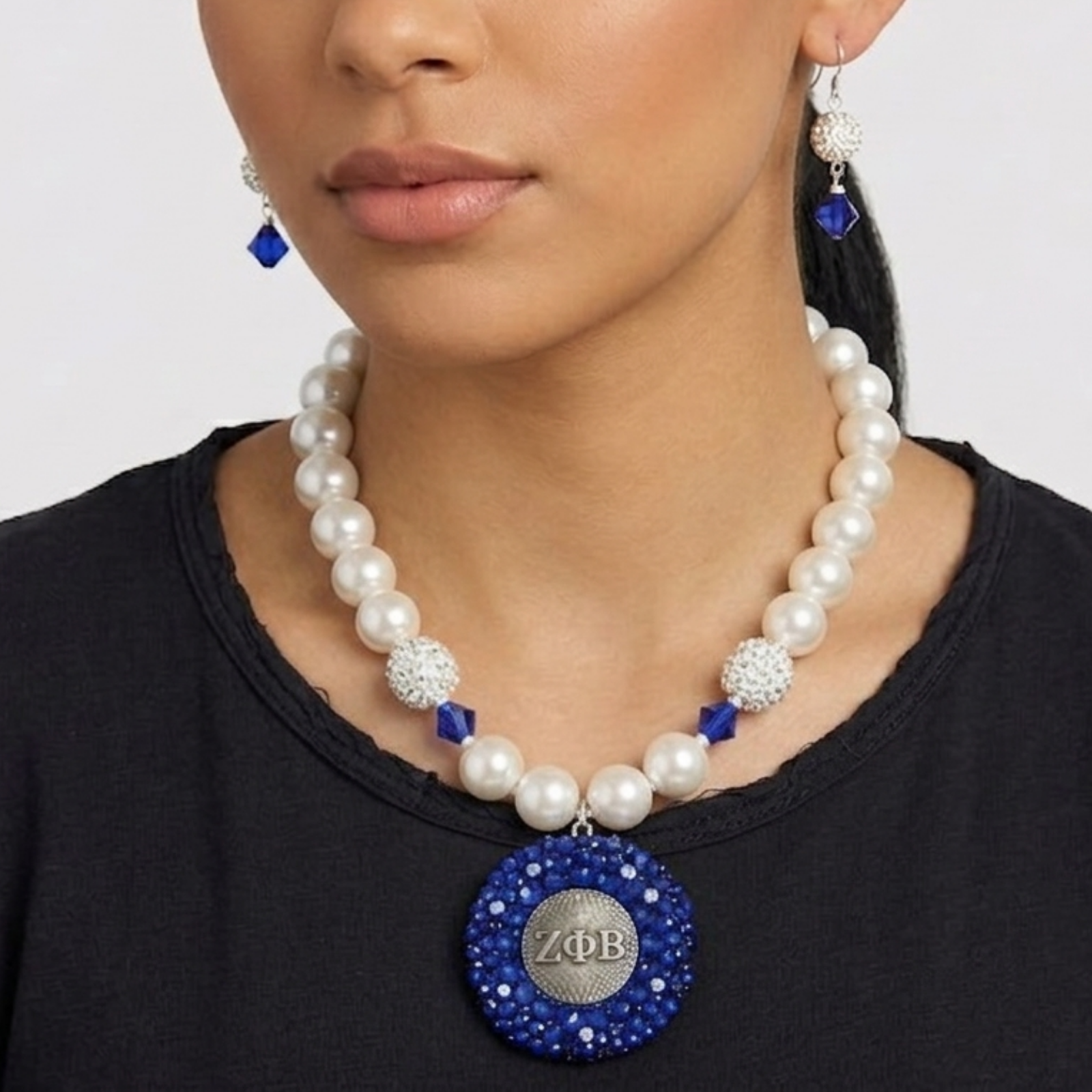Zeta Proper Necklace Set