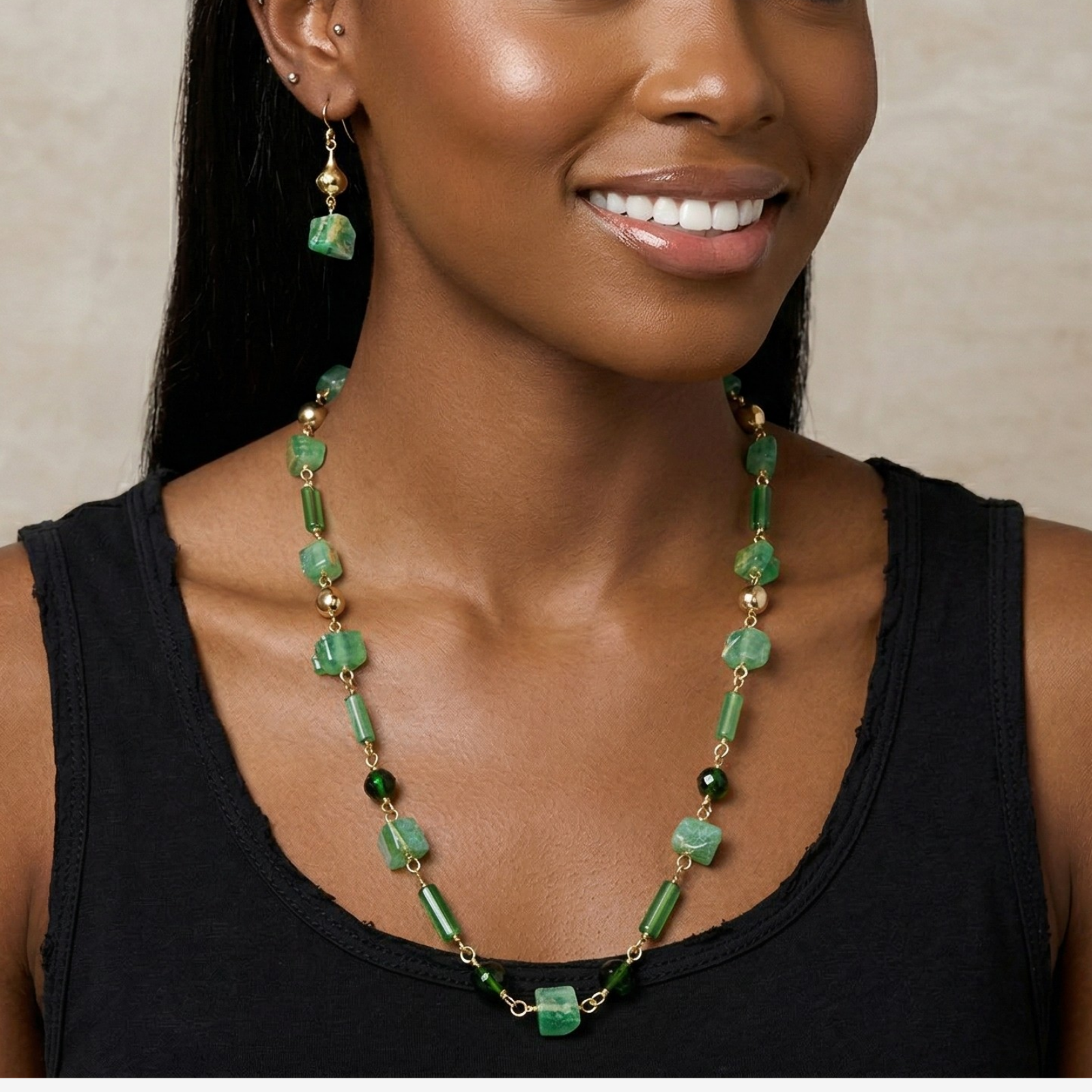 Fling Green Necklace