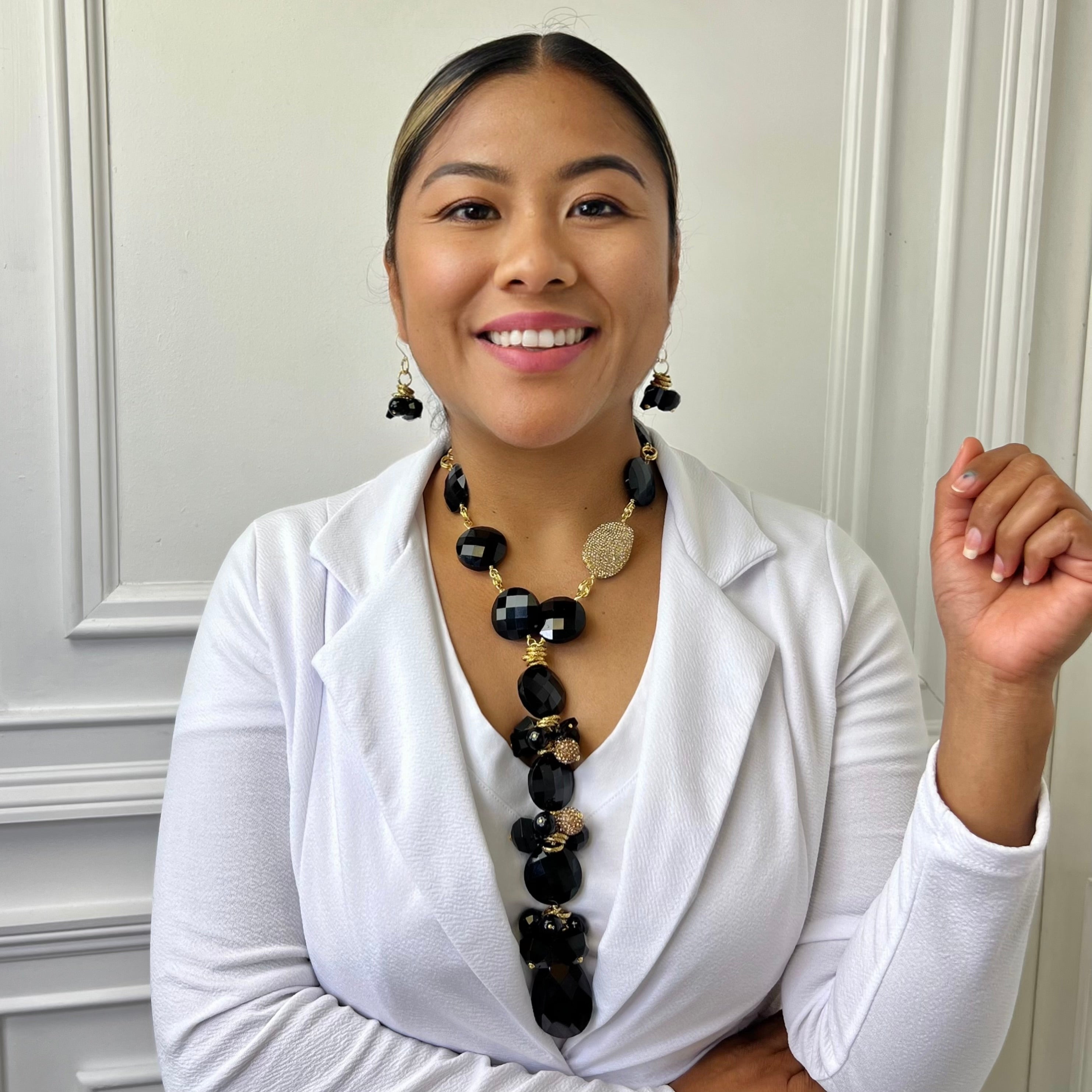 Beauty Bolden Necklace