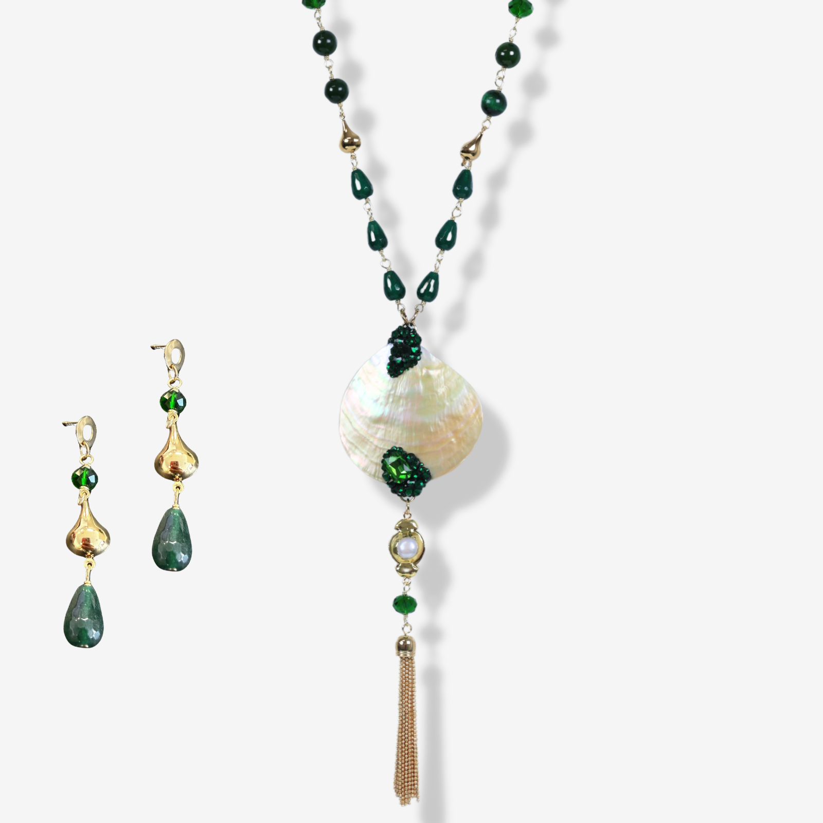 Graze Pearl Necklace
