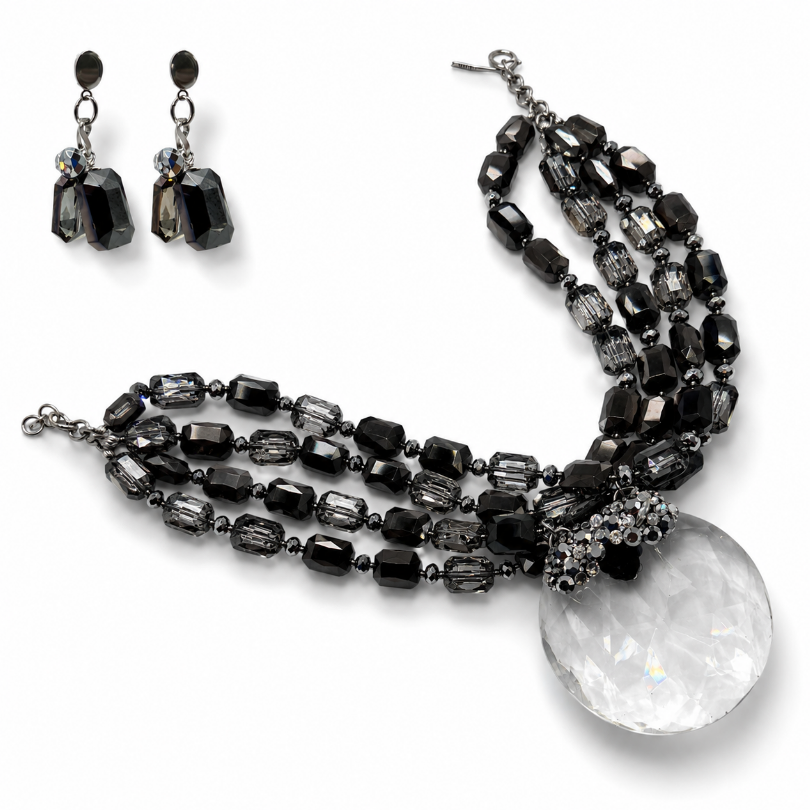 Cavel Black Necklace