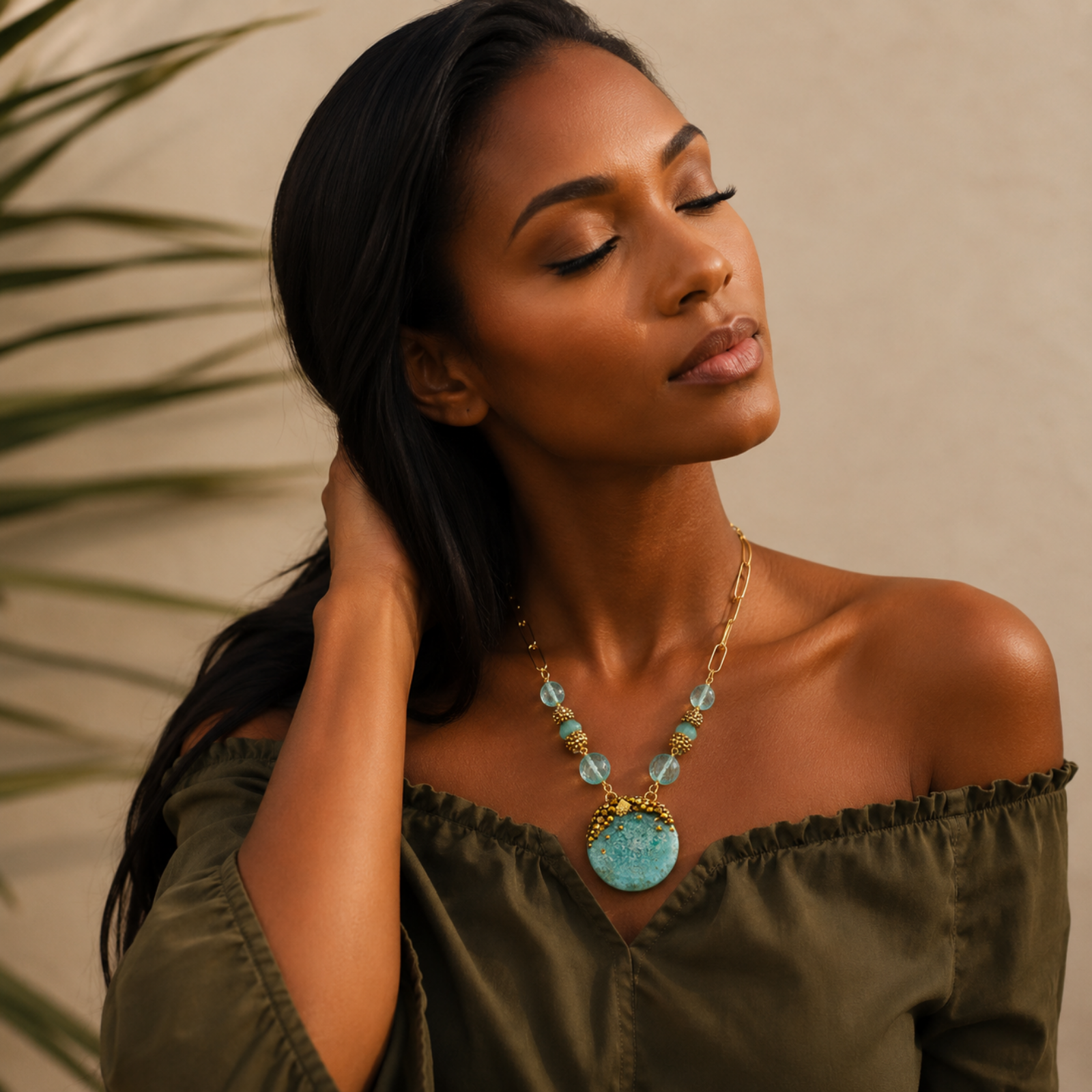 Phoebe Glass Necklace