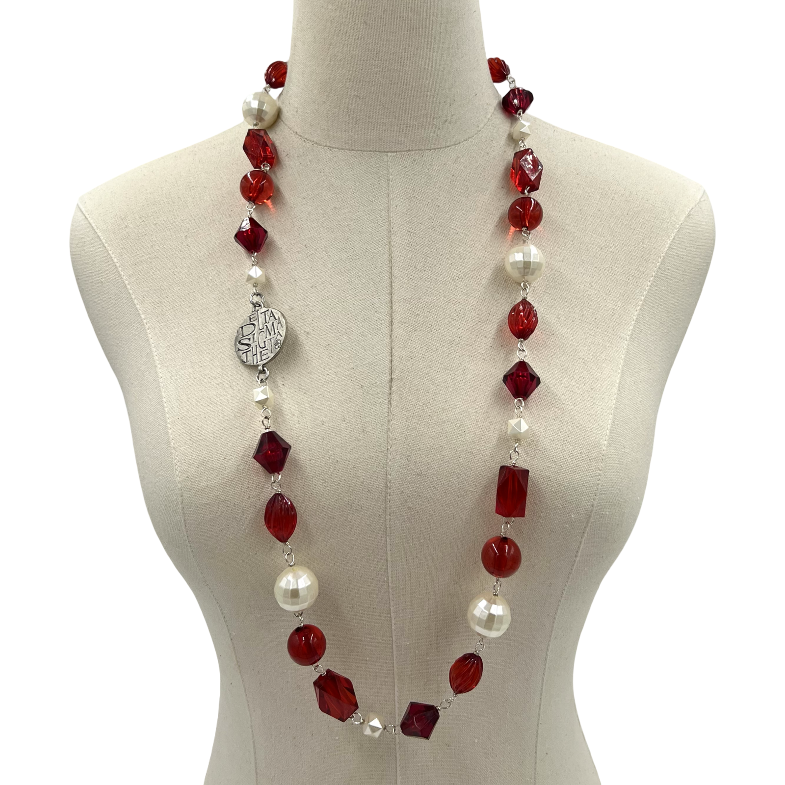 Delta Curve Necklace