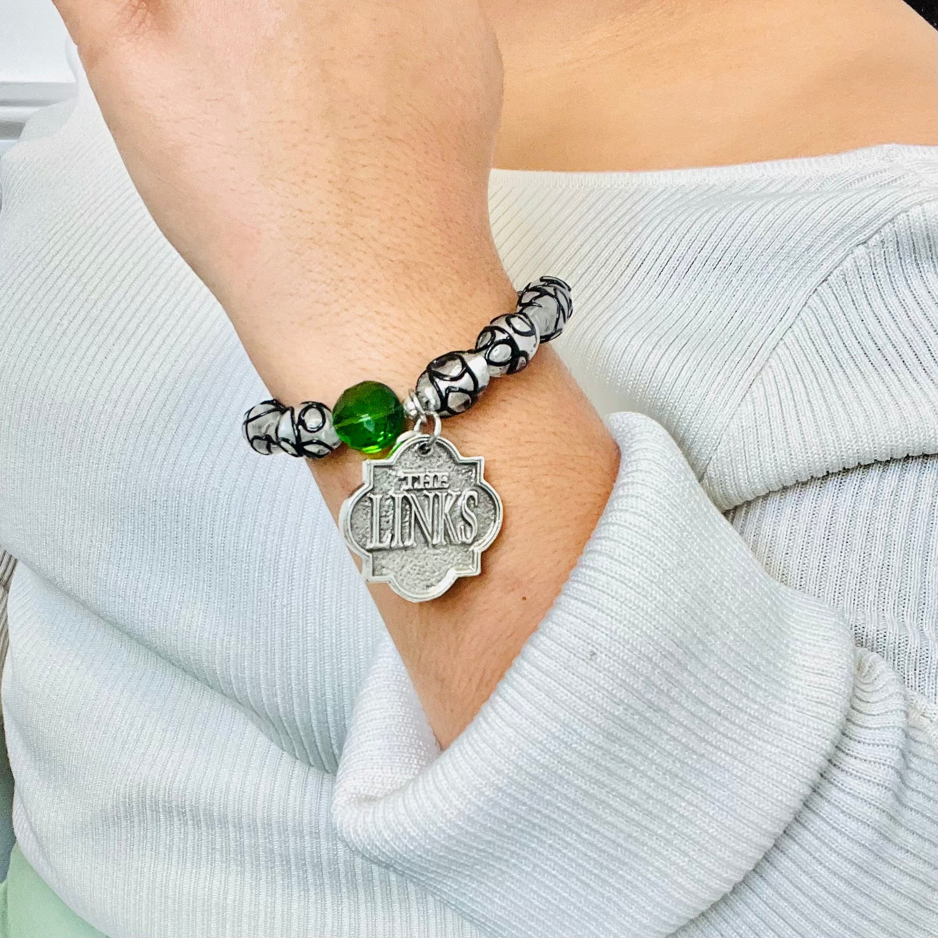 Links Scroll Bracelet