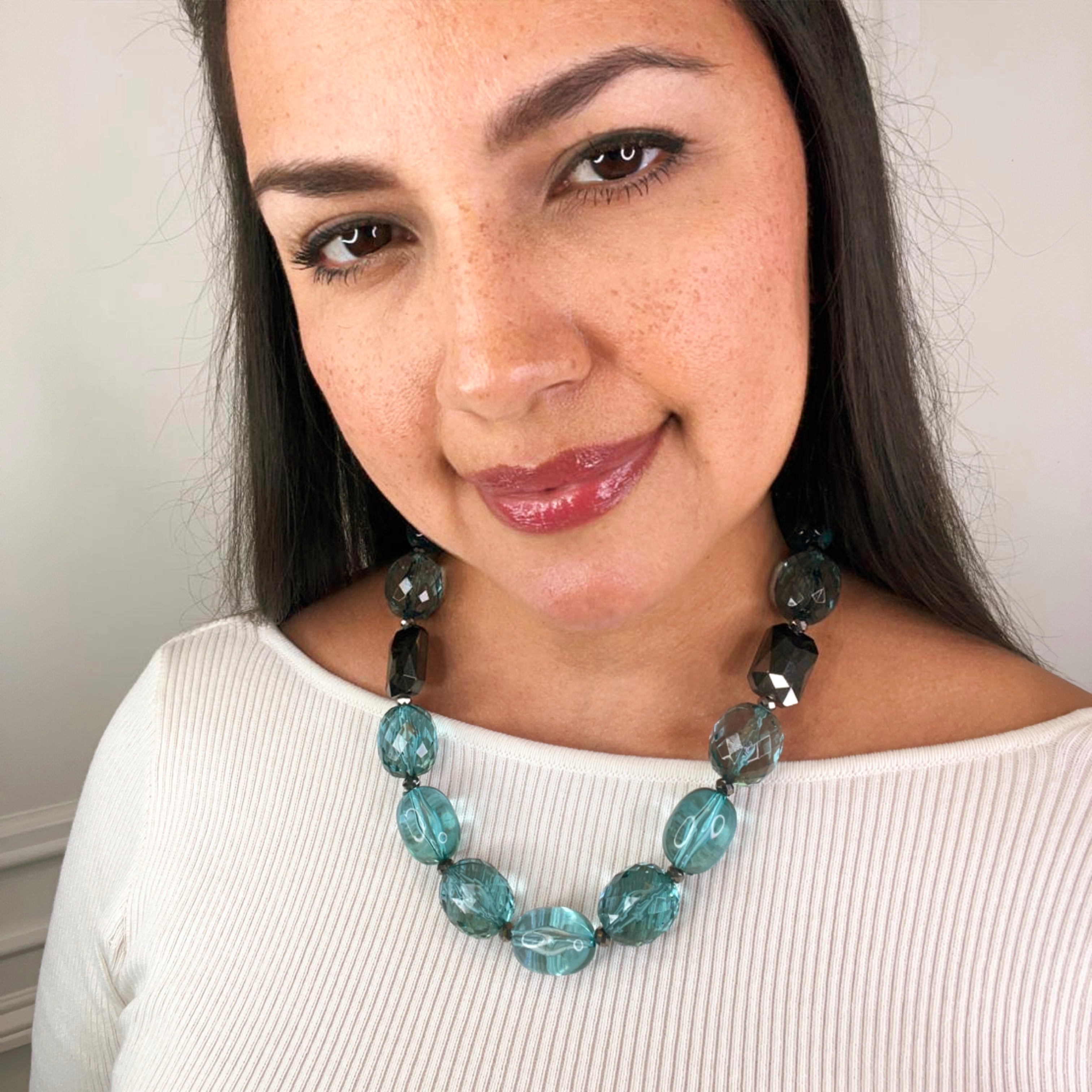 Blue Aqua Stun Necklace